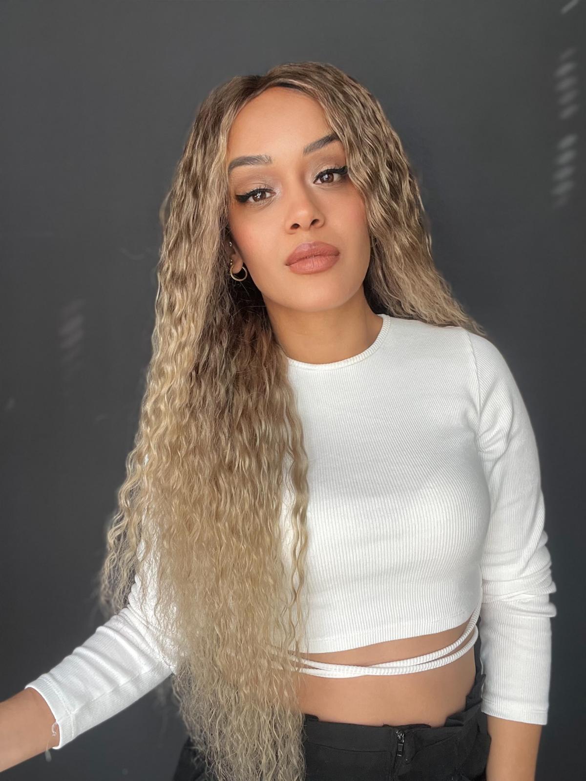 Yıka Çık Orjinal Kendi dalgalı Tül peruk