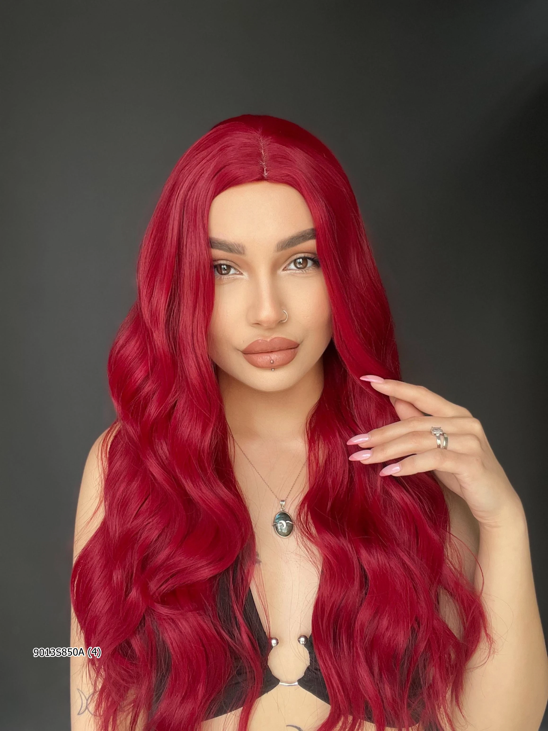 Doğal Su Dalgalı Uzun Perçemsiz Tepe kısmı deri Fiber Peruk Kızıl