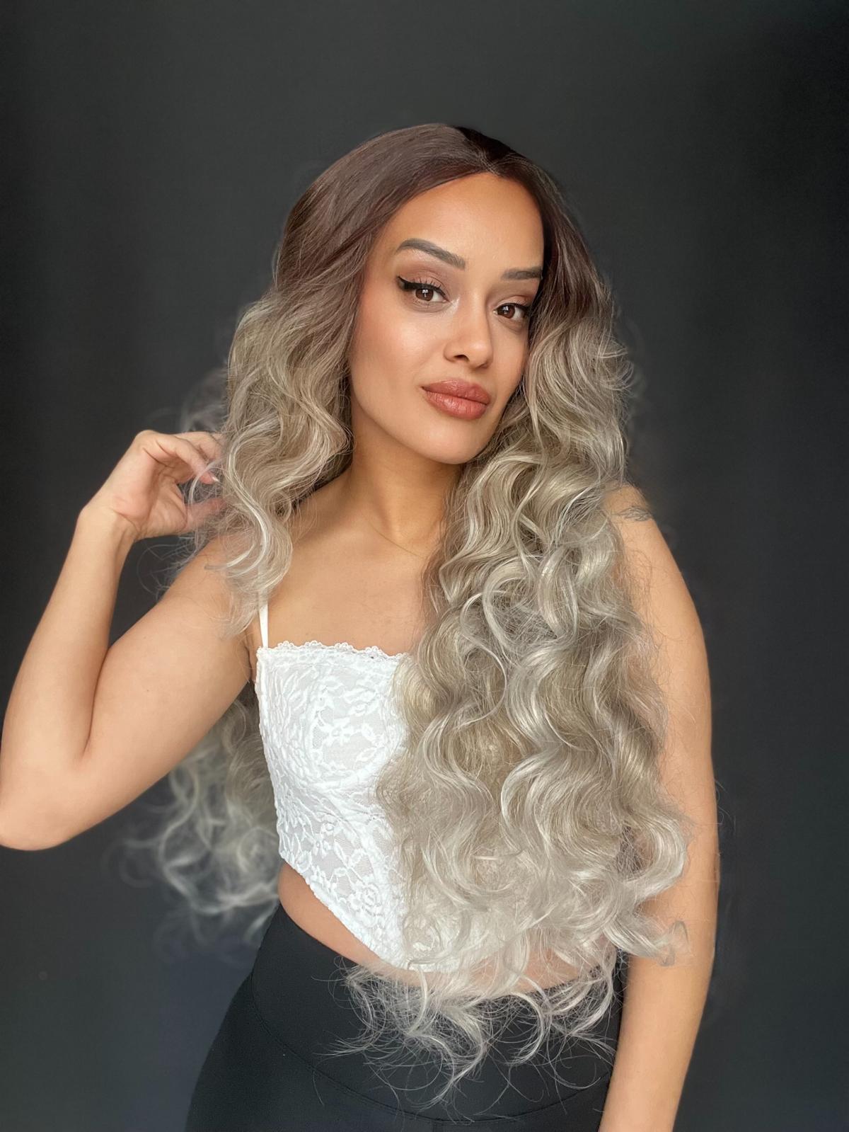 Full Tül peruk Heryöne ayrım yapılır toplanır Dalgalı Dansöz Boy tül peruk