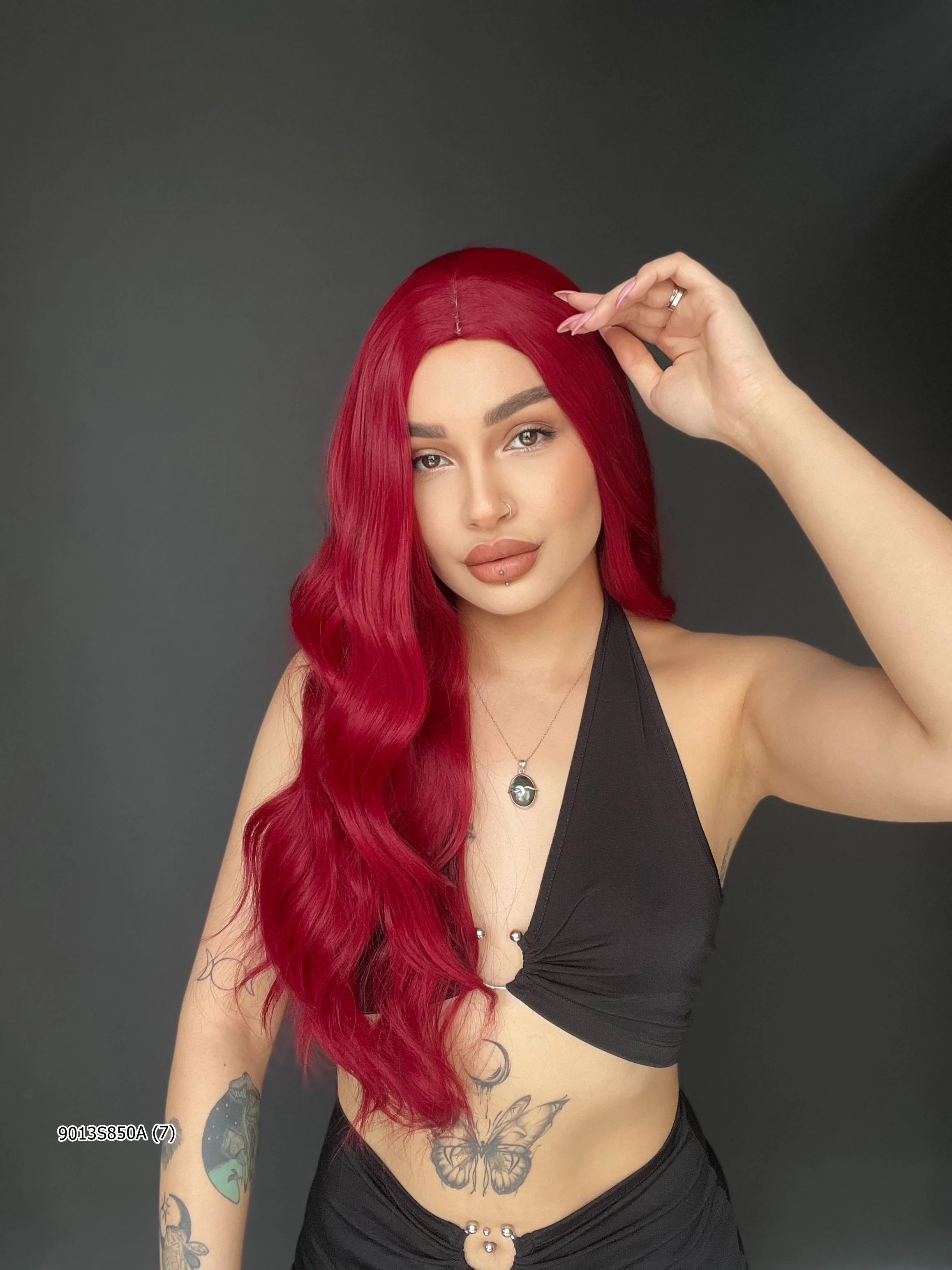 Doğal Su Dalgalı Uzun Perçemsiz Tepe kısmı deri Fiber Peruk Kızıl