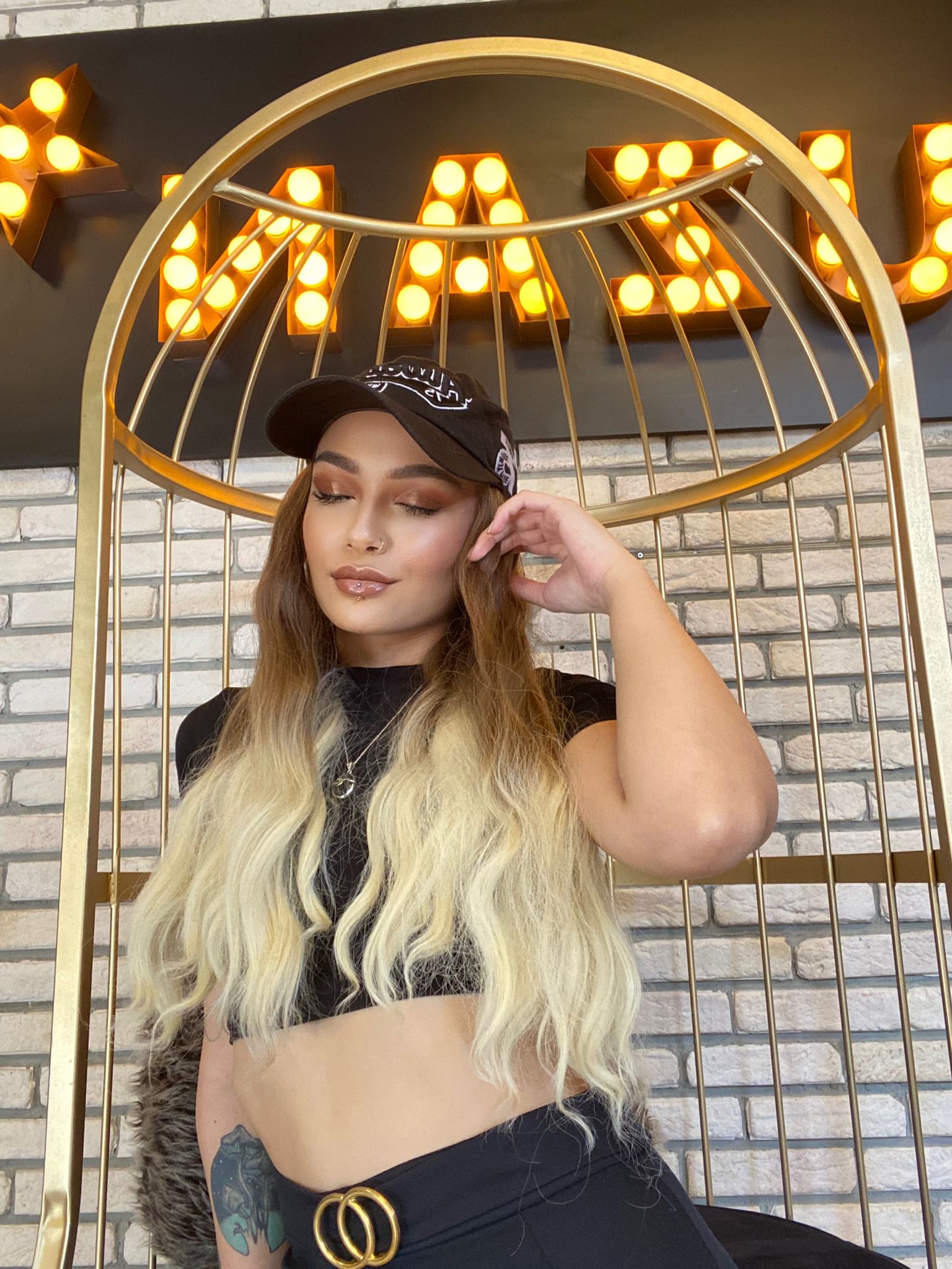 Şapkalı Peruk - Luna10f613