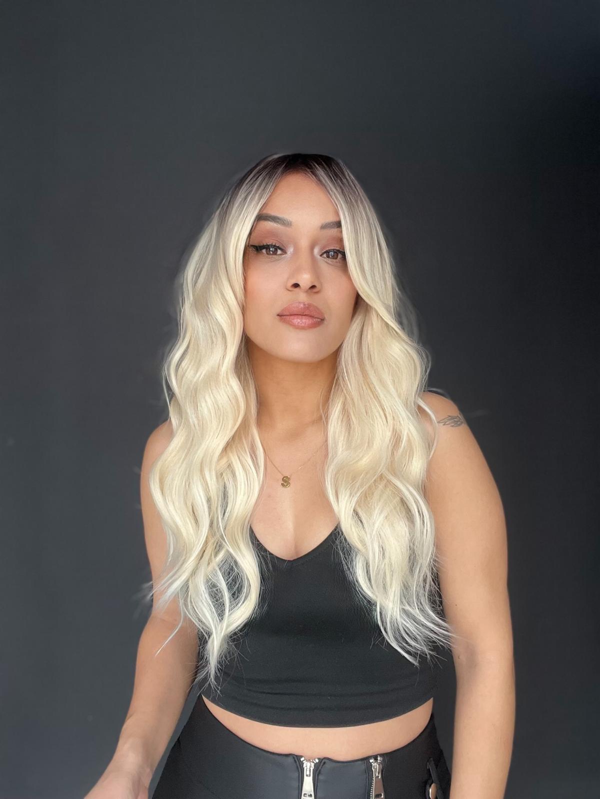 Gerçek Saç dokusunda Fiber Medikal peruk