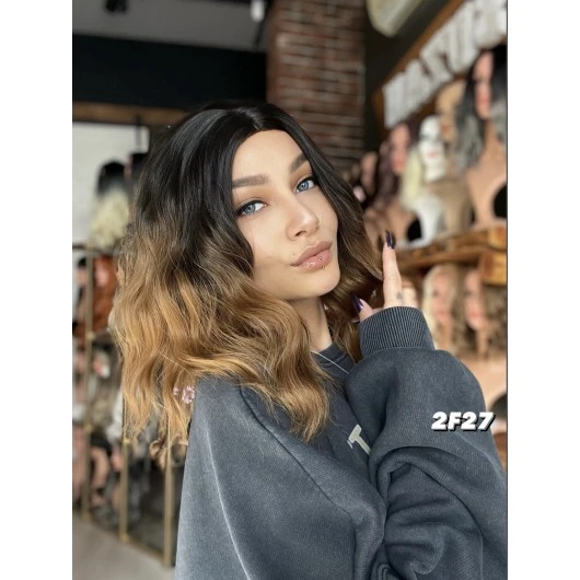 Fiber Sentetik Kısa Dalgalı Perçemsiz Peruk - Siyah / Karamel Ombreli