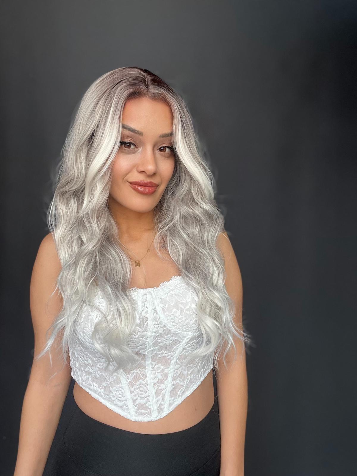 Rus Kumralı Beyaz Platin Ombre Tül Peruk (Tepe kısmı Mini Baby tabanlı Önler tül peruk)