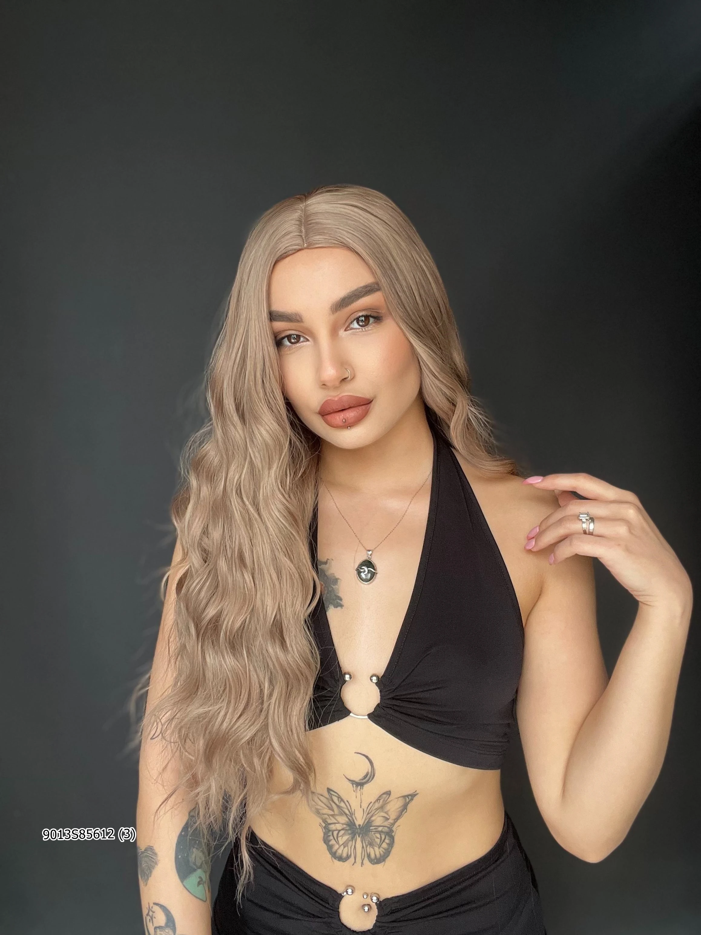 Doğal Su Dalgalı Uzun Perçemsiz Tepe kısmı deri Fiber Kül Grisi