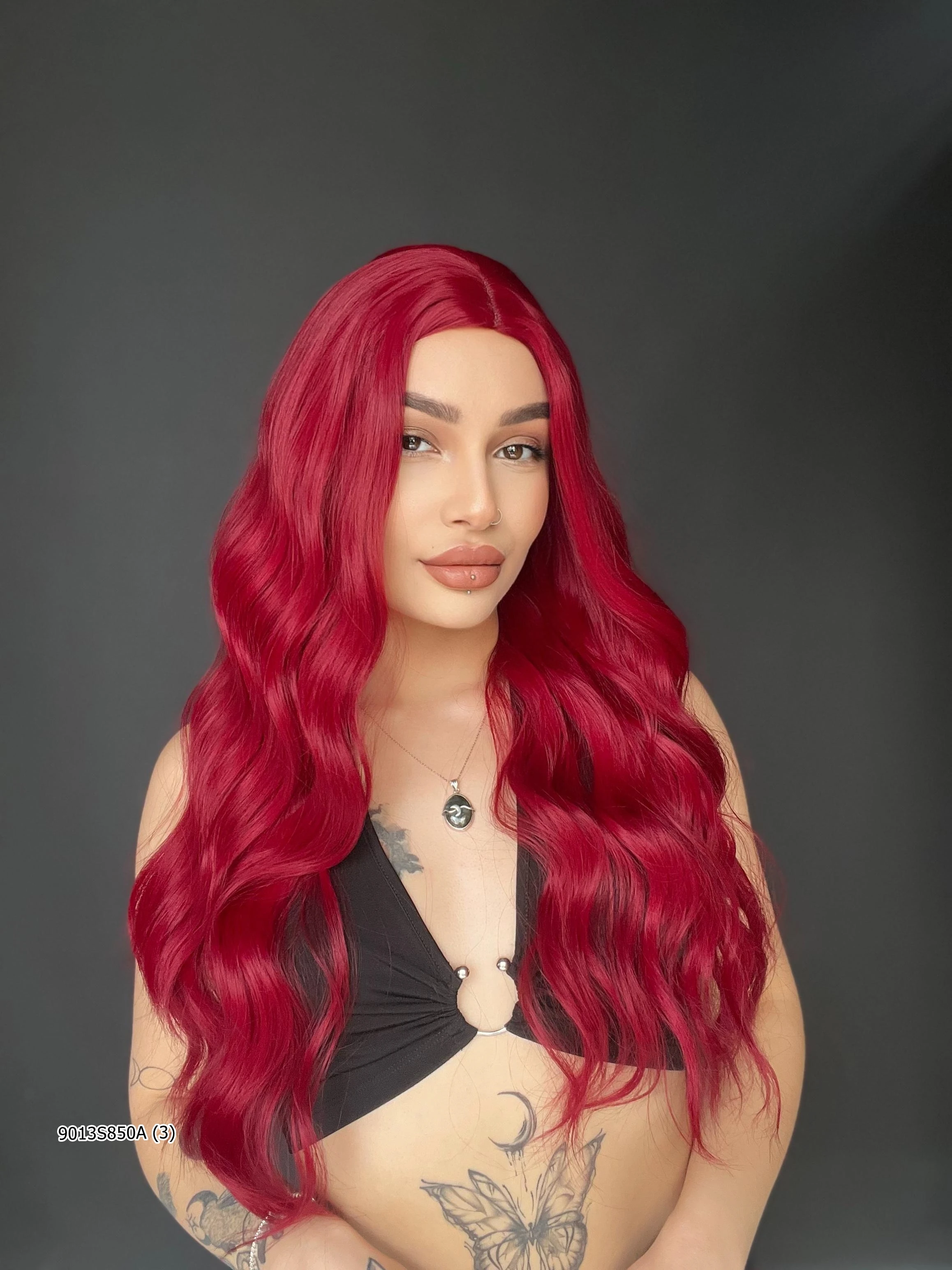 Doğal Su Dalgalı Uzun Perçemsiz Tepe kısmı deri Fiber Peruk Kızıl