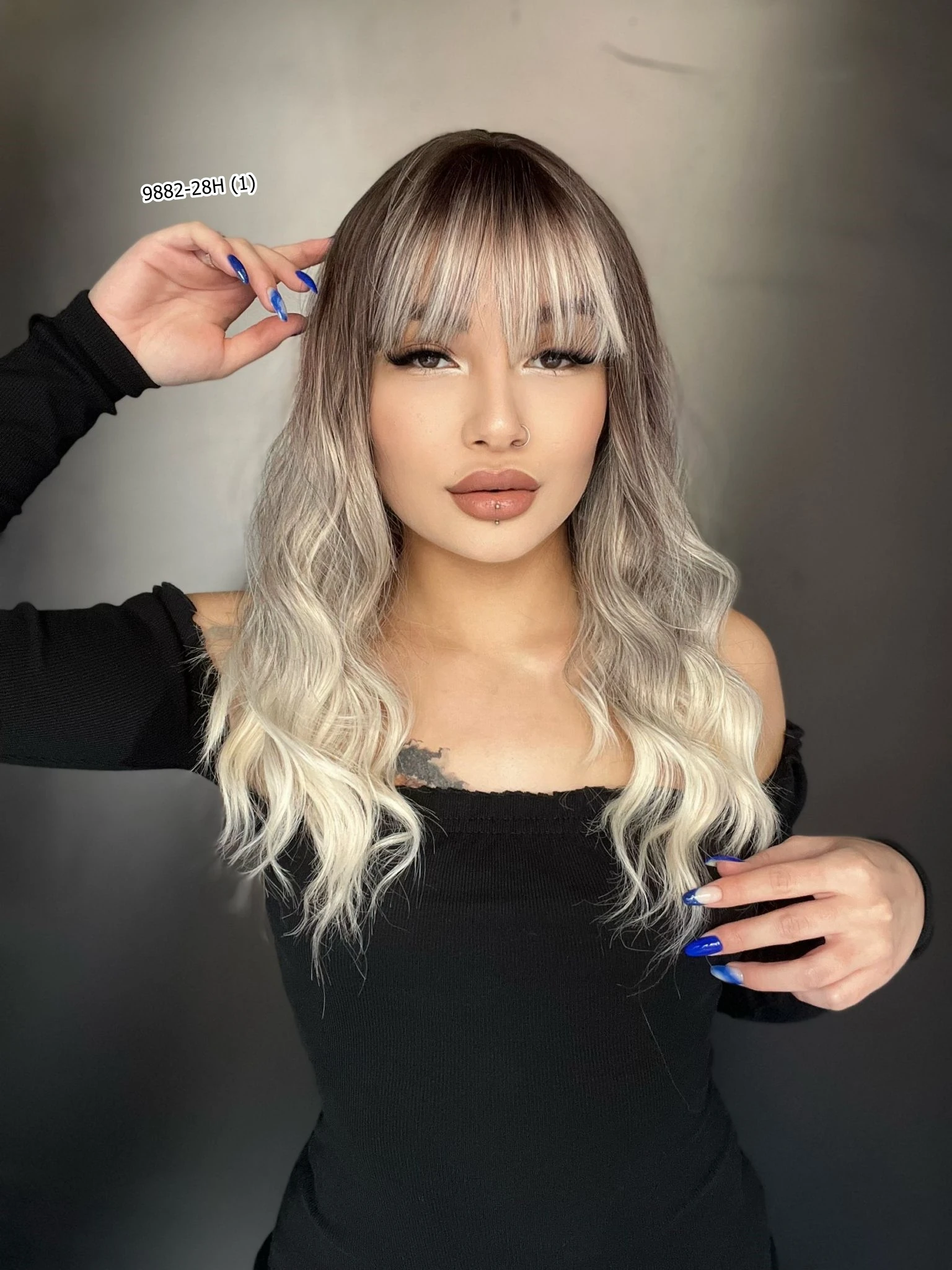 Dalgalı Kısa Perçemli Fiber Sentetik Peruk - Ombre ve Röfleli