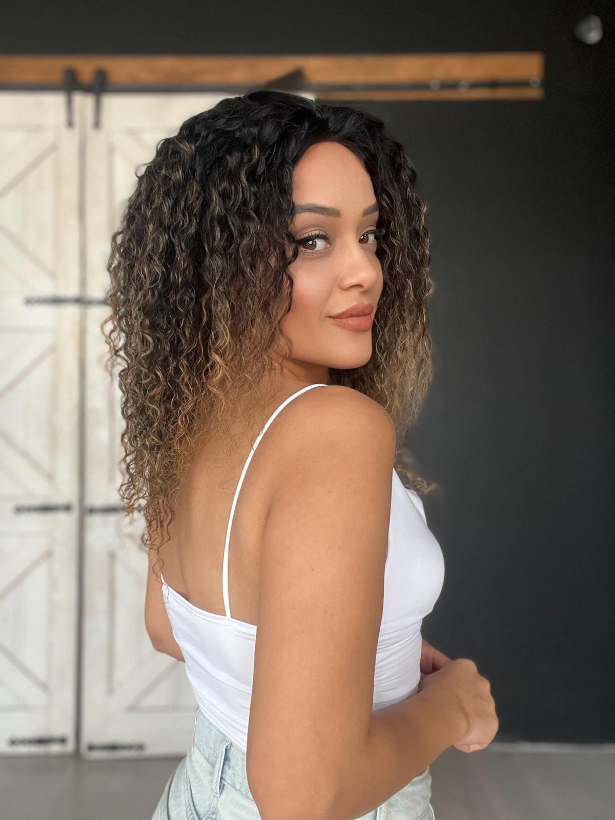 Yıka Çık orjinal su dalgası Tül peruk Işıltılı renk