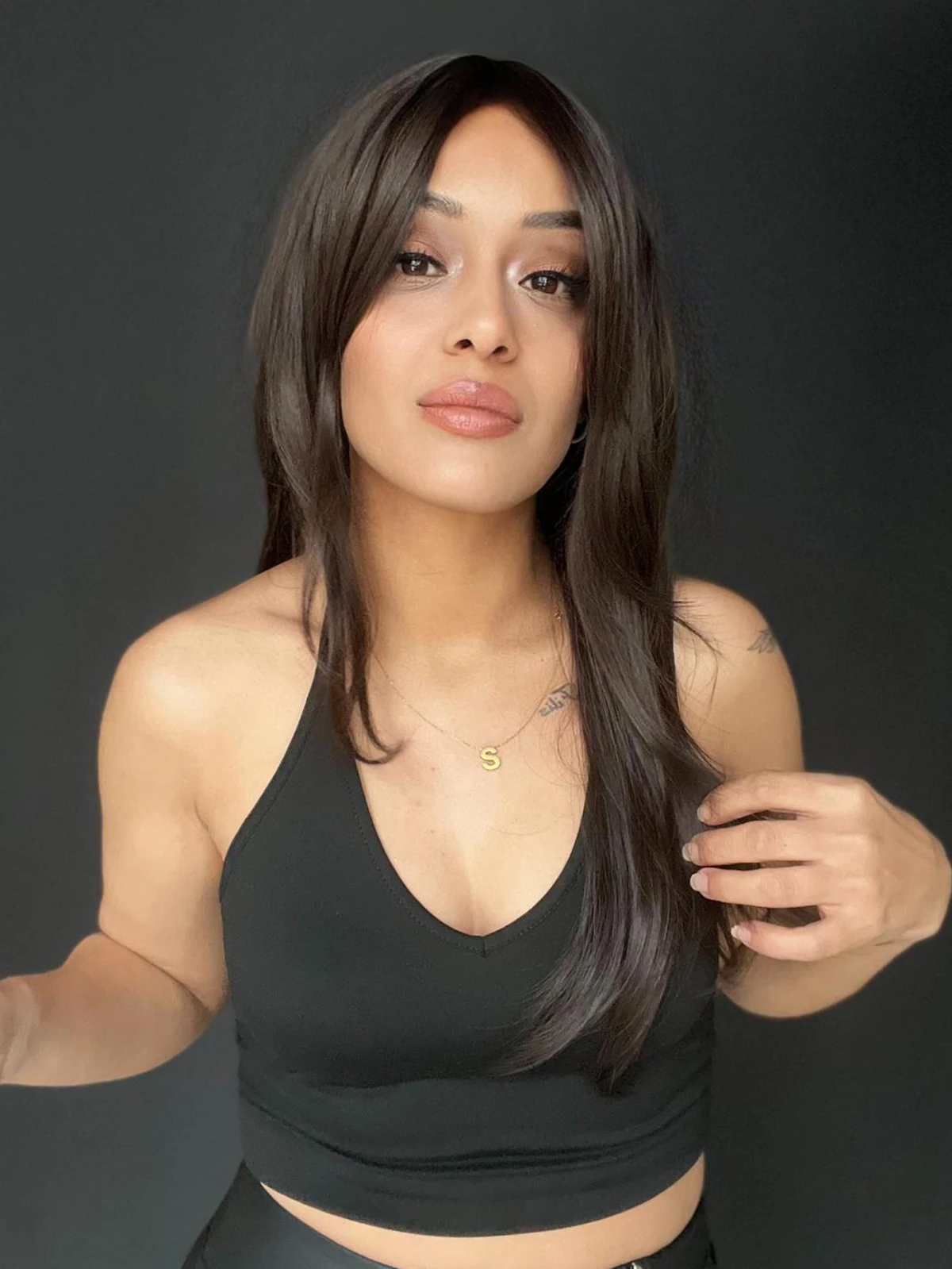 Katlı Kesimli Tepe cilt görünümlü Orta boy peruk