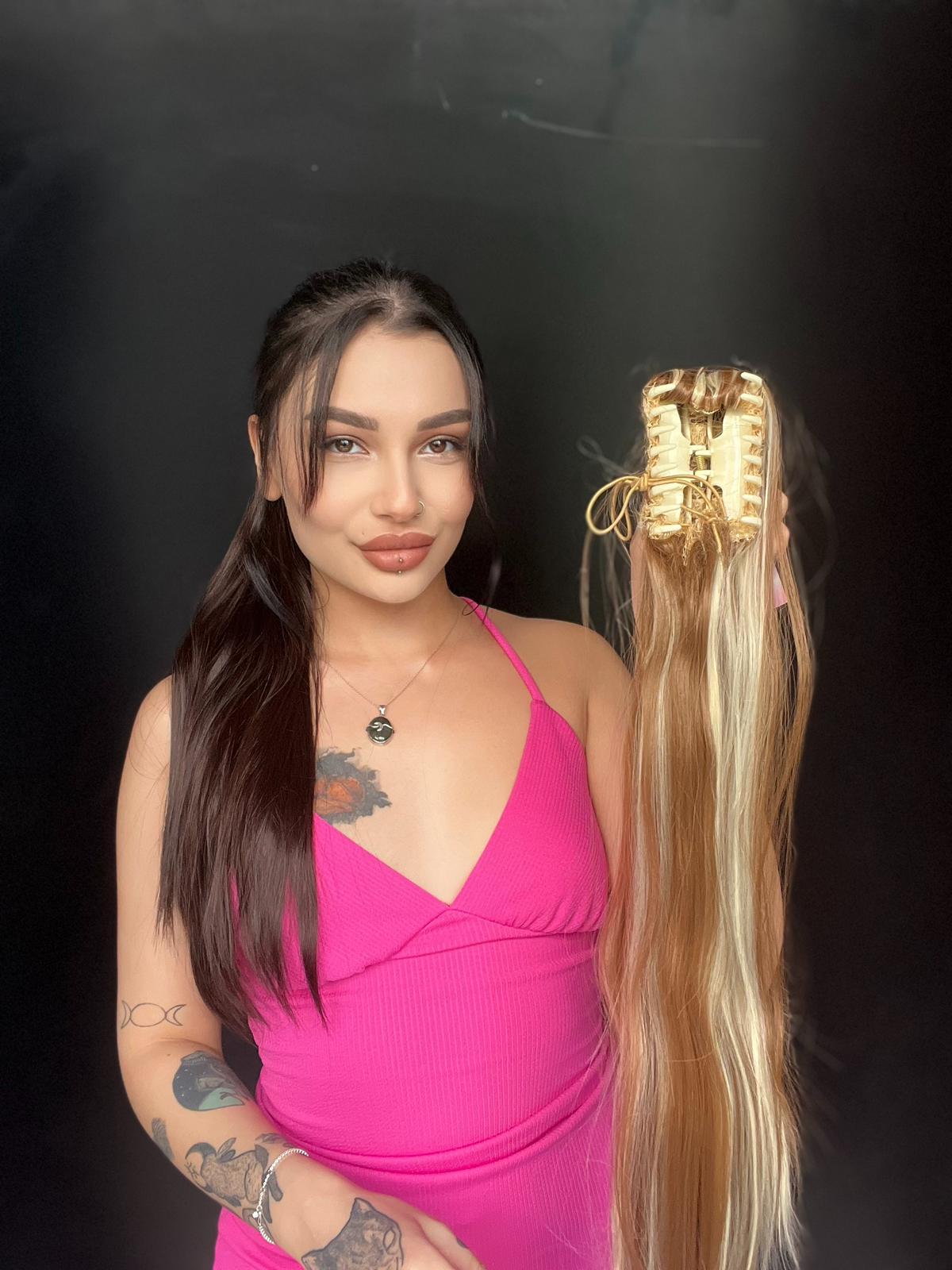 Düz At Kuyruğu Postiş Mandallı Tokalı fiber 60 cm Karamel sarı