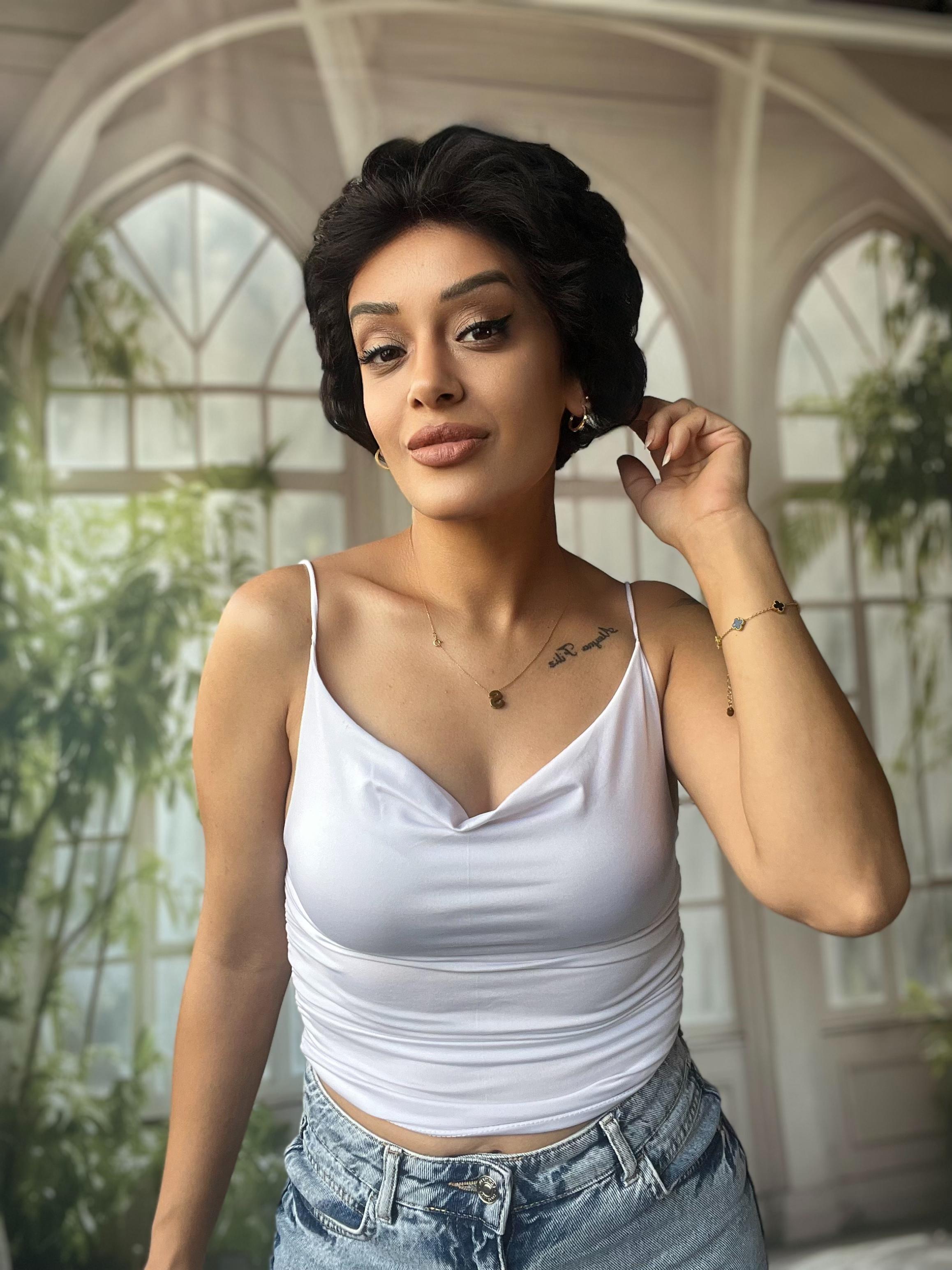 Kısa Özel kesim Full Tül peruk gerçek saç