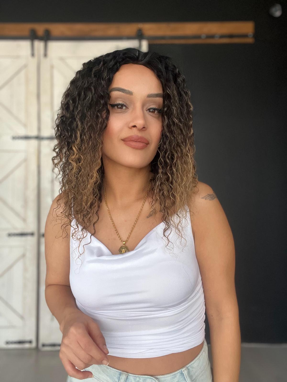 Yıka Çık orjinal su dalgası Tül peruk Işıltılı renk