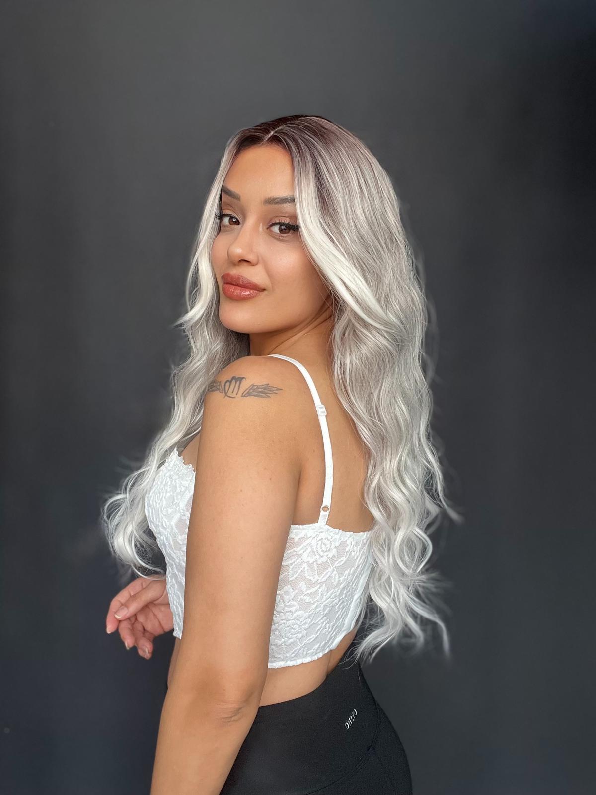 Rus Kumralı Beyaz Platin Ombre Tül Peruk (Tepe kısmı Mini Baby tabanlı Önler tül peruk)