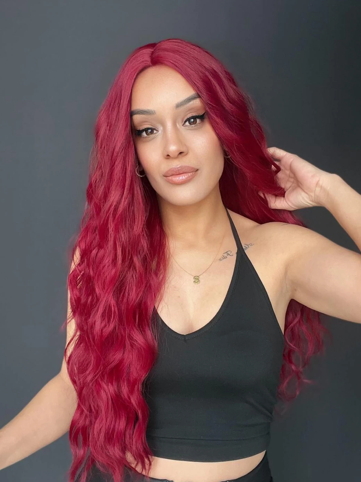 Uzun Doğal Su dalgalı Perçemsiz Tepesi Baş derisi görünümlü Yeni sezon