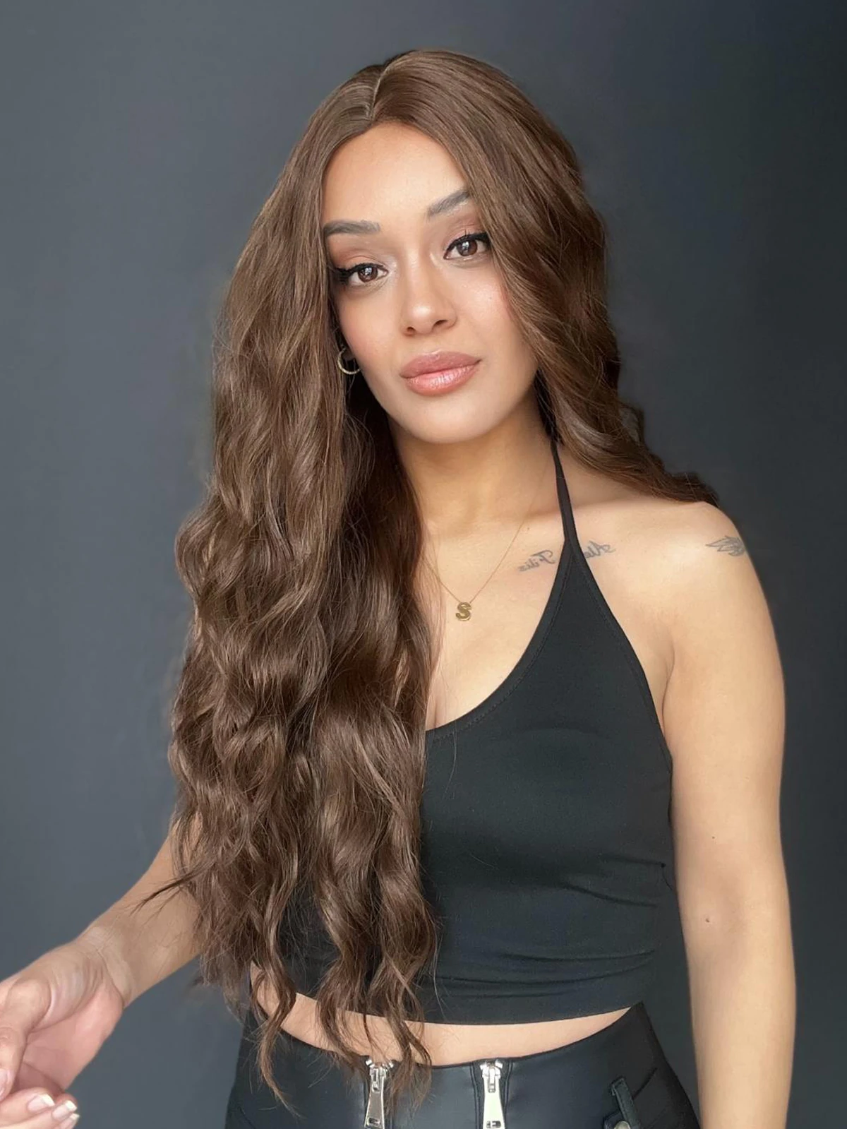 Uzun Doğal Su dalgalı Perçemsiz Tepesi Baş derisi görünümlü Yeni sezon