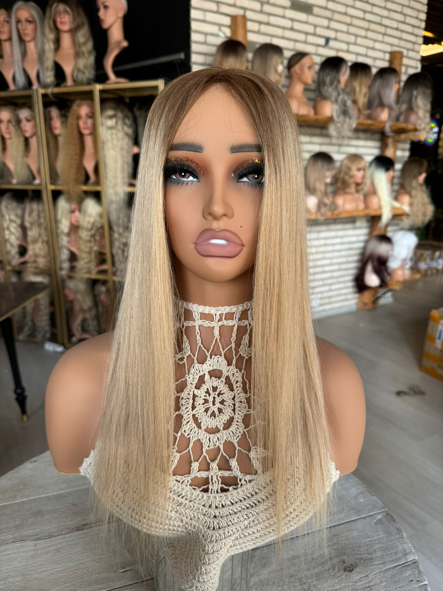 Baby İpek Taban Tepelik 13x14 cm geniş taban 60cm 100gr 4t27