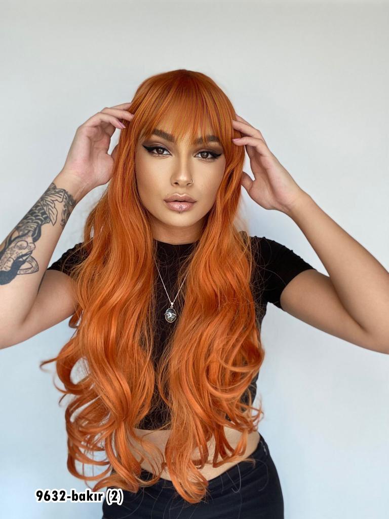 Kahküllü Uzun Dalgalı Fiber Sentetik Peruk - Bakır canlı