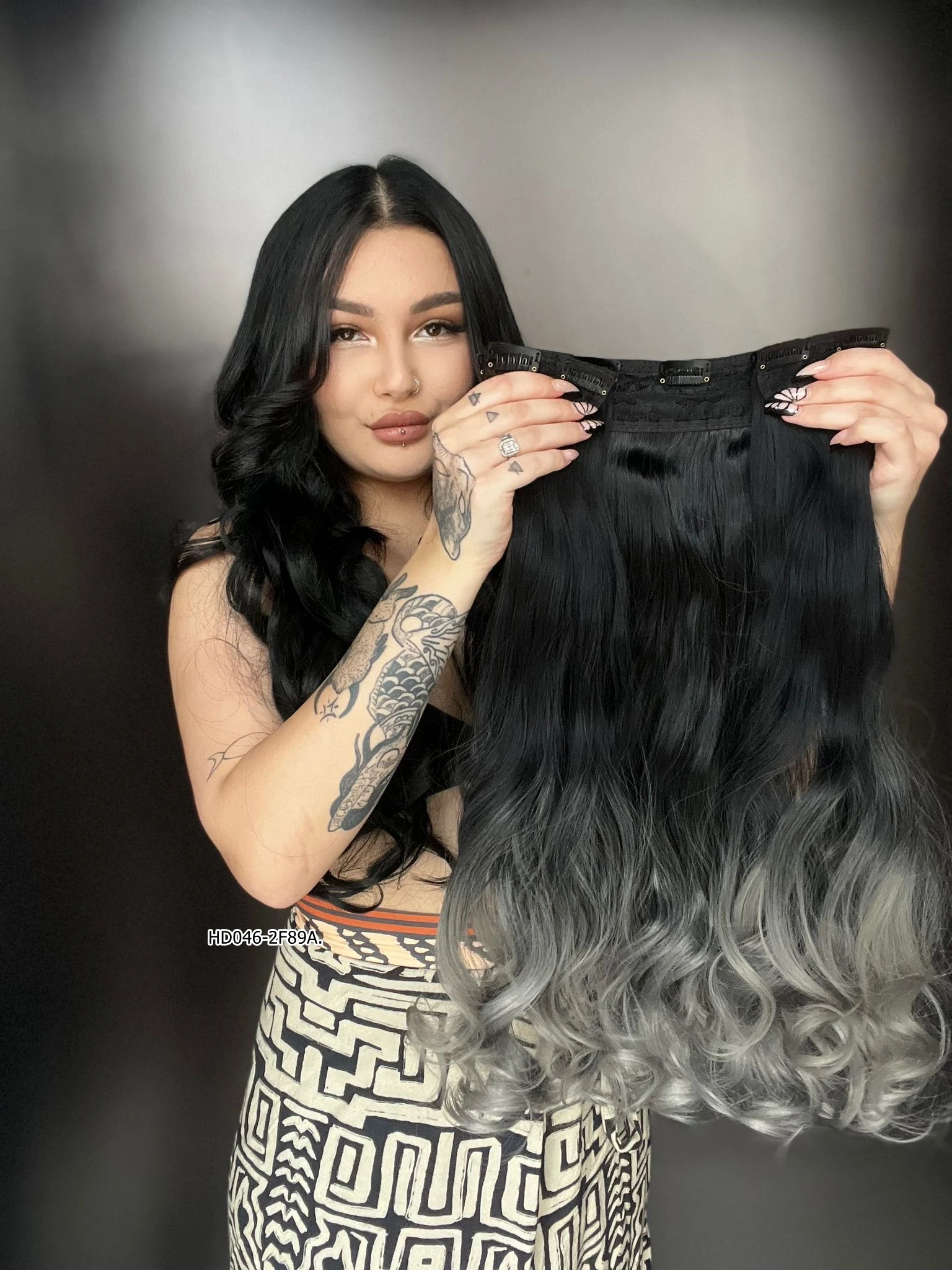 Dalgalı Yarım Ay + 2 Yan Çıt Çıt -Siyah Gri