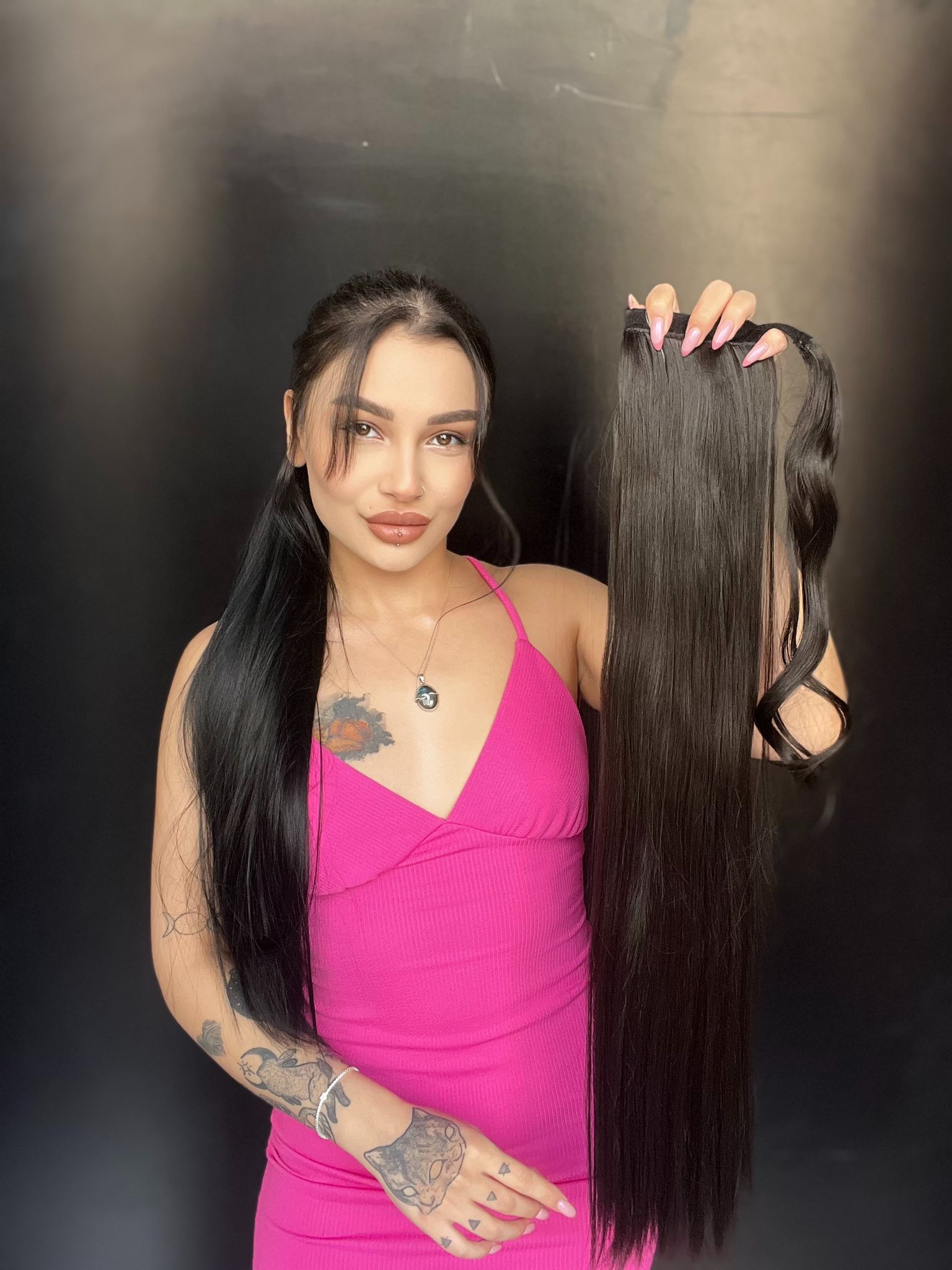 Cırtcırt Bağcıklı Tak çık Düz uzun at kuyruğu Doğal kestane