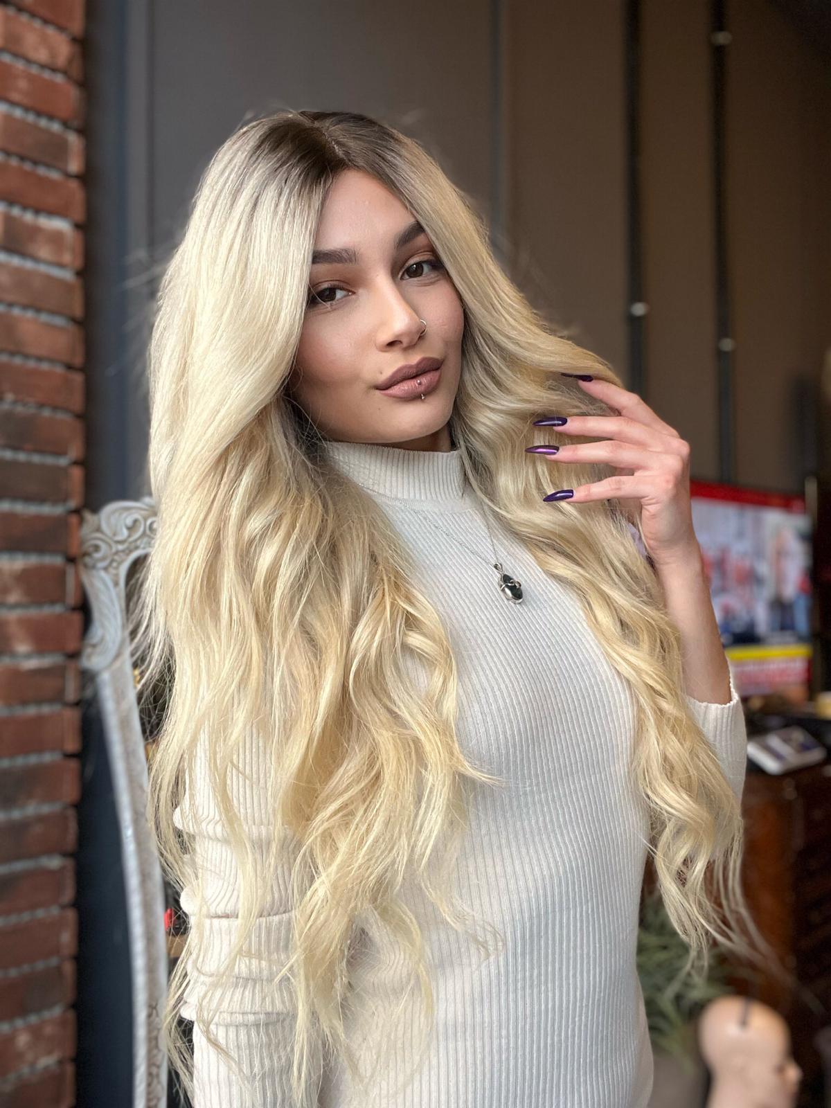 Baby ipek tabanlı Gerçek saç peruk Doğal Ton