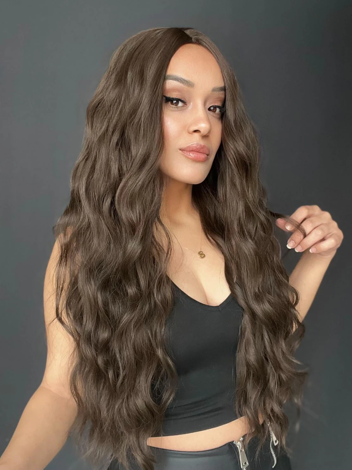 Uzun Doğal Su dalgalı Perçemsiz Tepesi Baş derisi görünümlü Yeni sezon