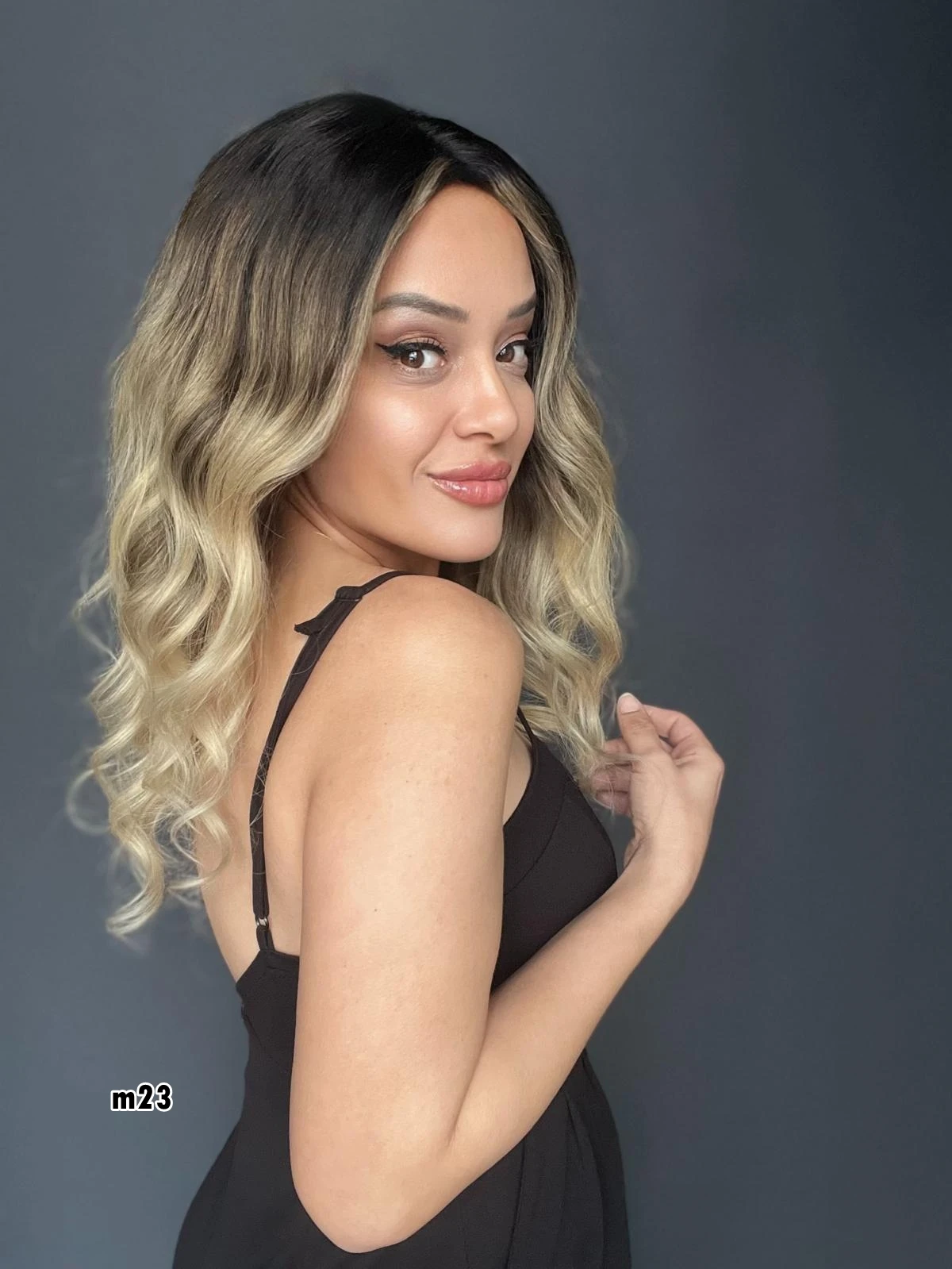 Mart Koleksiyonu Ombreli Peruk