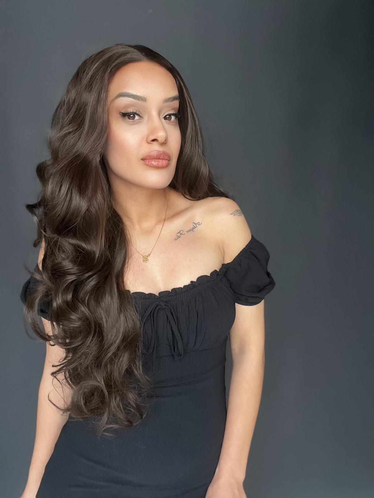 Gür Yoğun Su Dalgalı Koyu Kumral Fiber Sentetik Uzun Tül Peruk (Tam tül peruk heryöne ayrımlı)