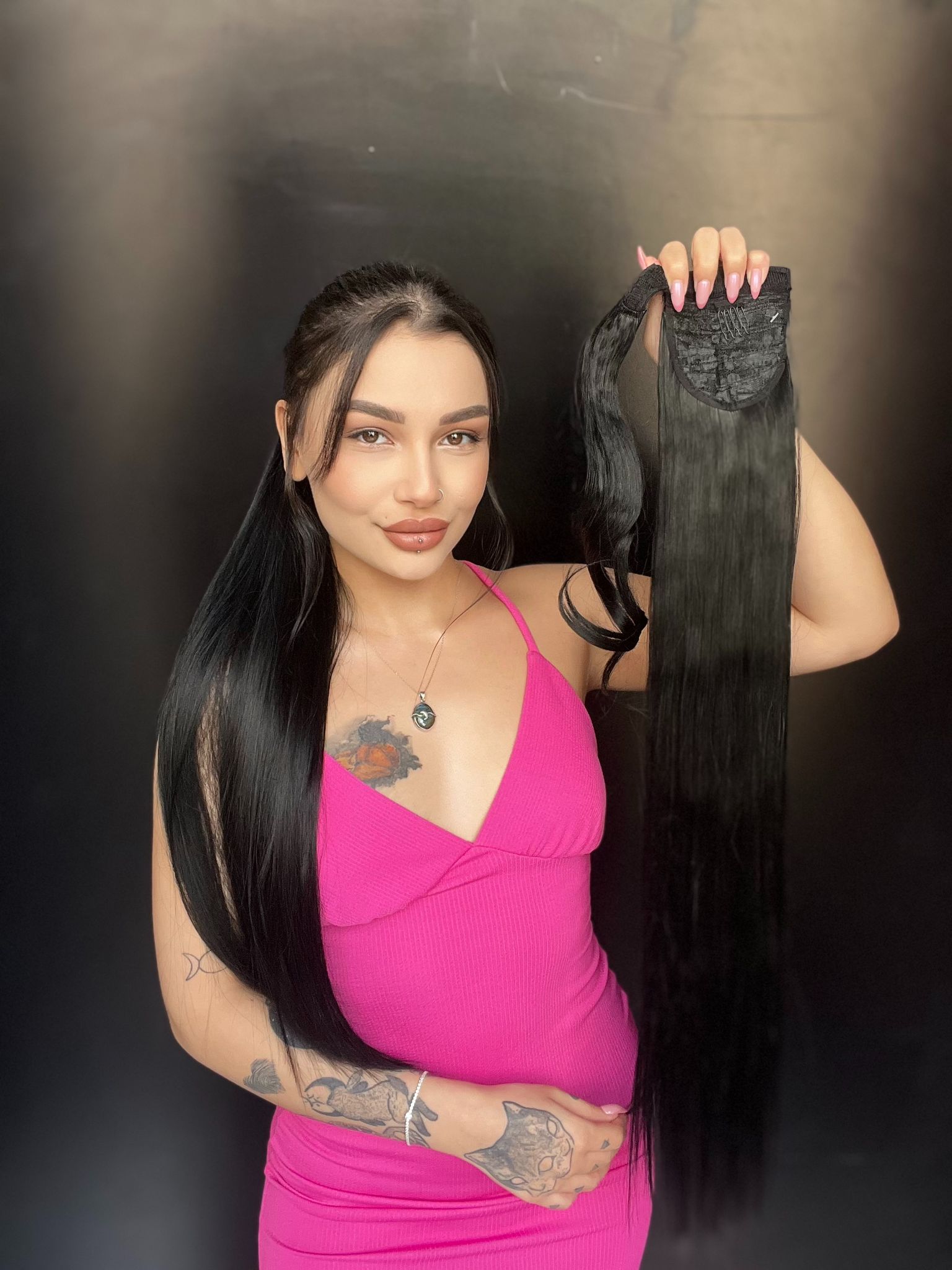 Cırtcırt Bağcıklı Tak çık Düz uzun at kuyruğu Siyah