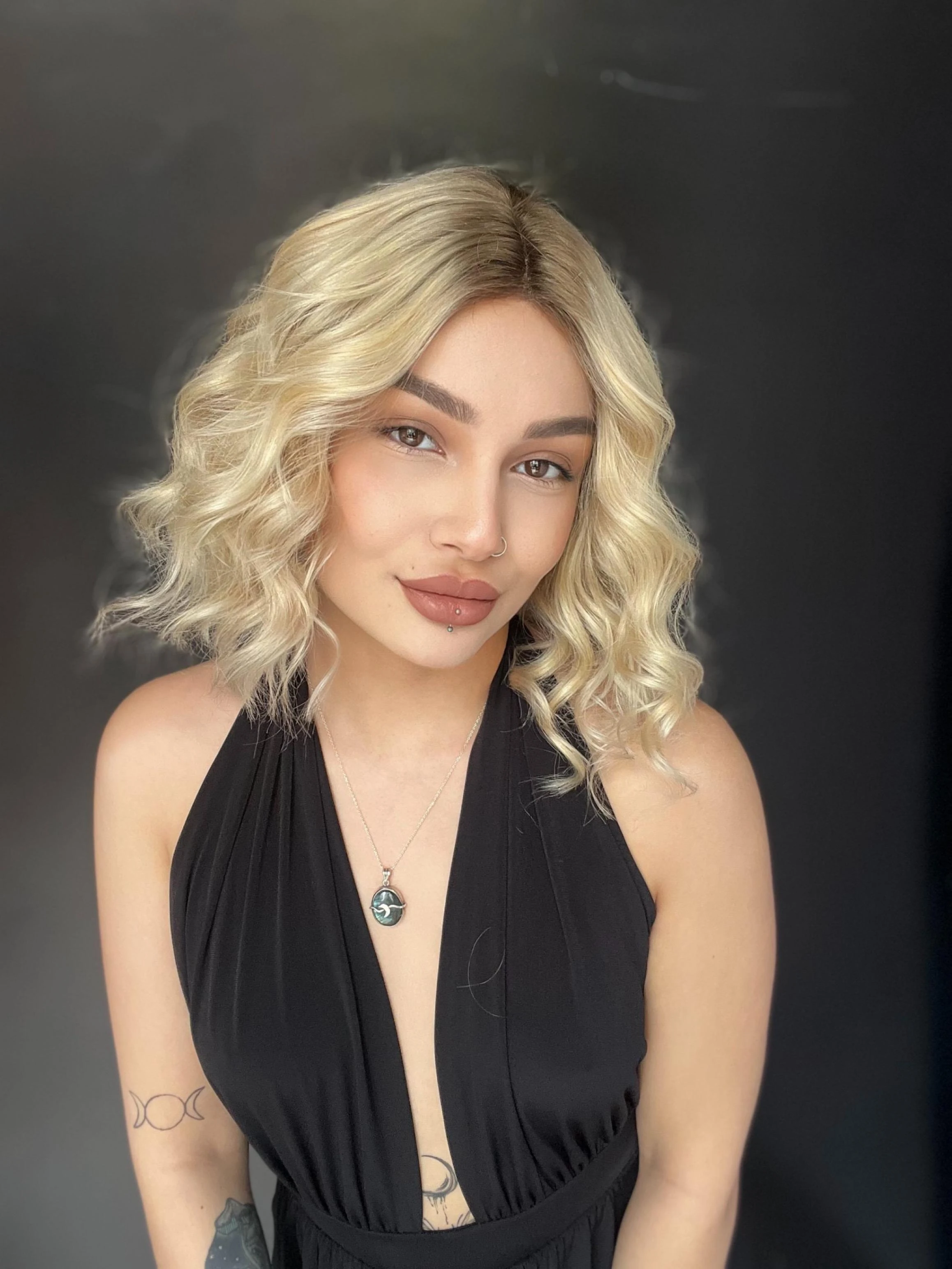 Doğal saç Küt Platin Tül peruk