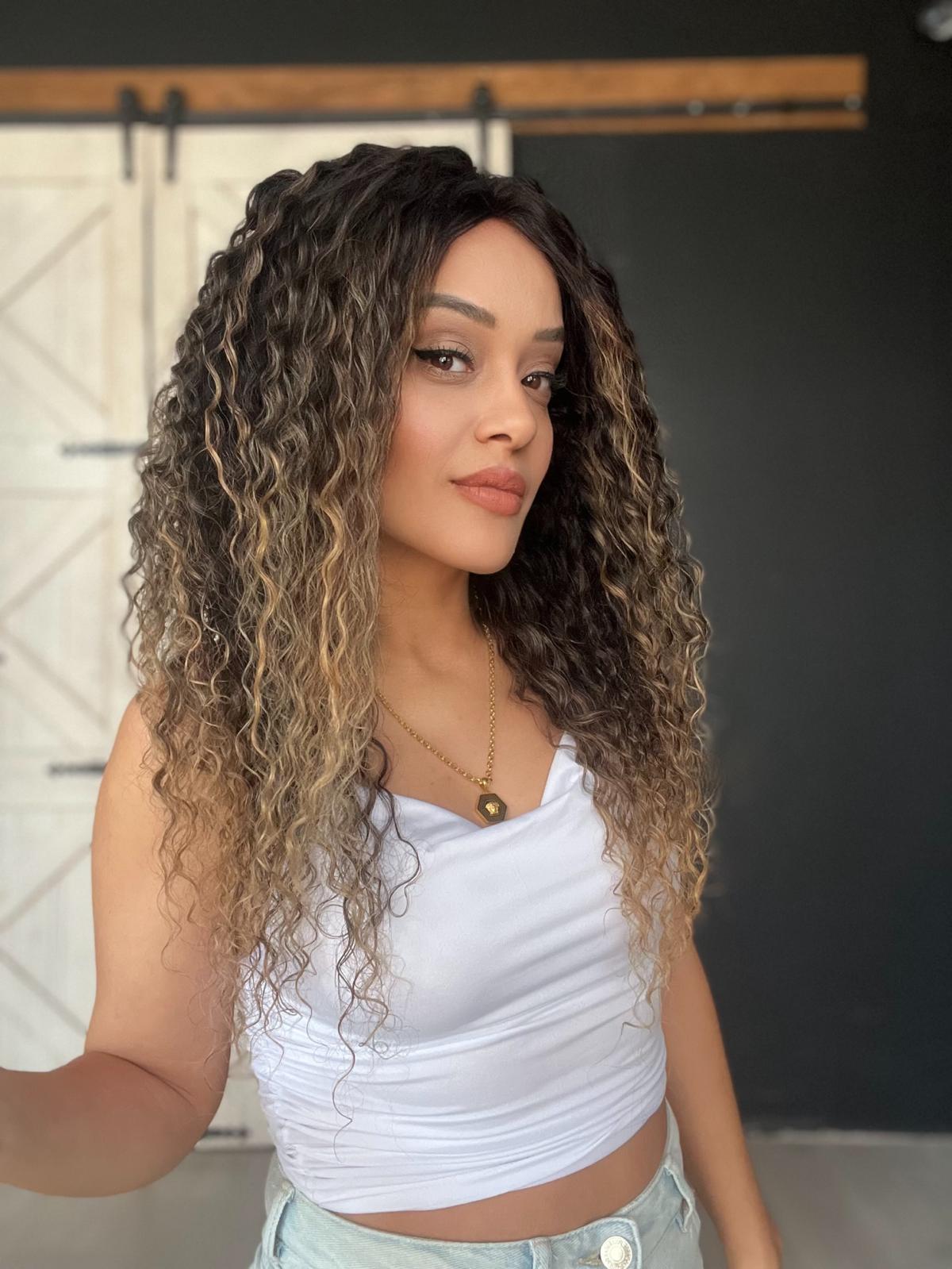 Yıka Çık orjinal su dalgası Tül peruk Işıltılı renk