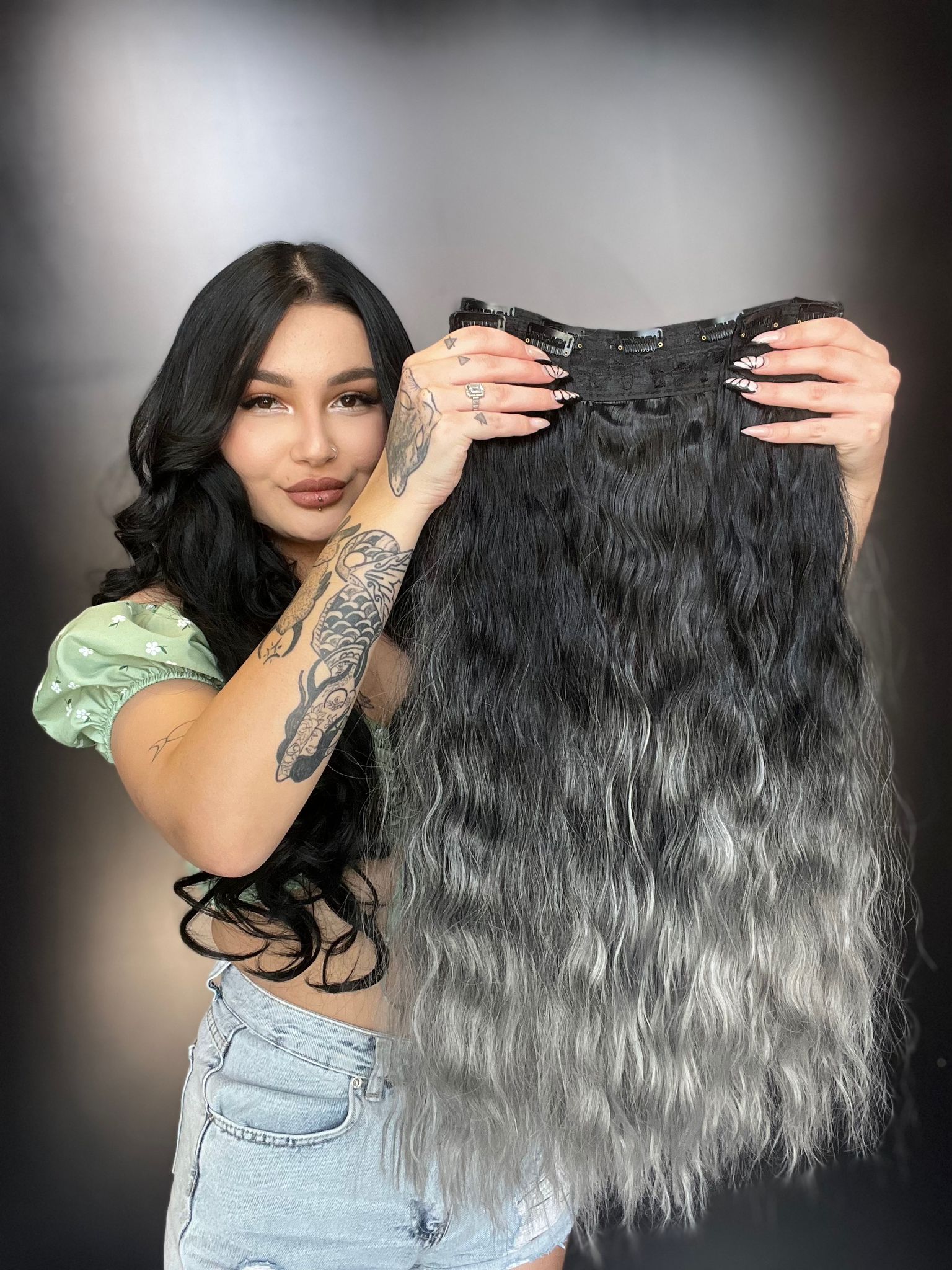 Afro  Dalgalı Yarım Ay + 2 Yan Çıt Çıt - Siyah Gri 60cm