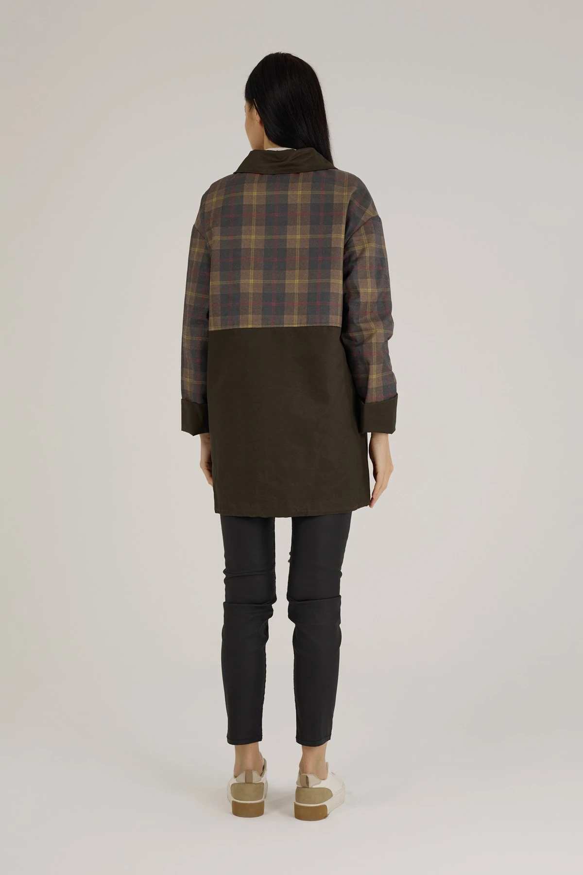 Kadın Ekose Desenli Astarlı Kap 9282