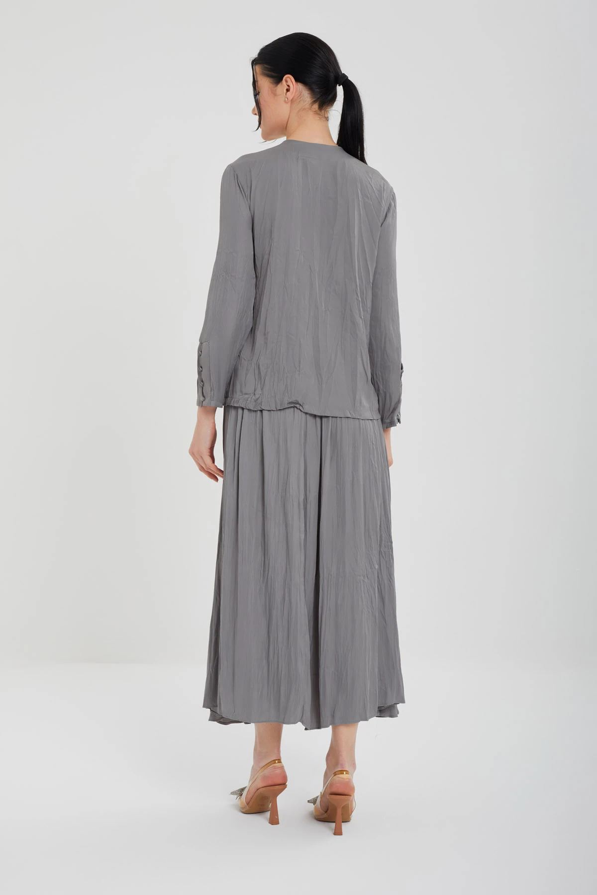 Kırışık Saten Etekli Takım 8526