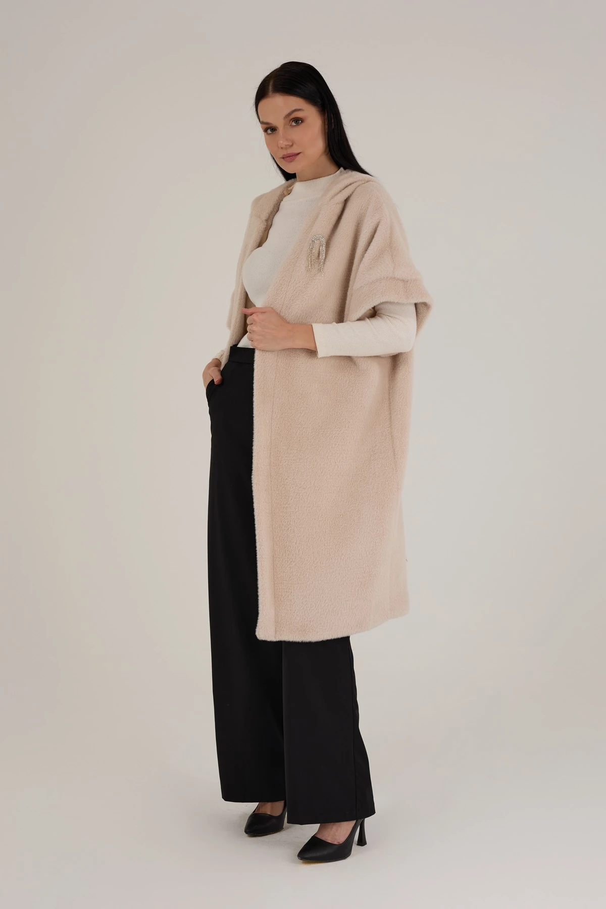 Kadın Broş Detaylı Astarlı Angora Panço 9279