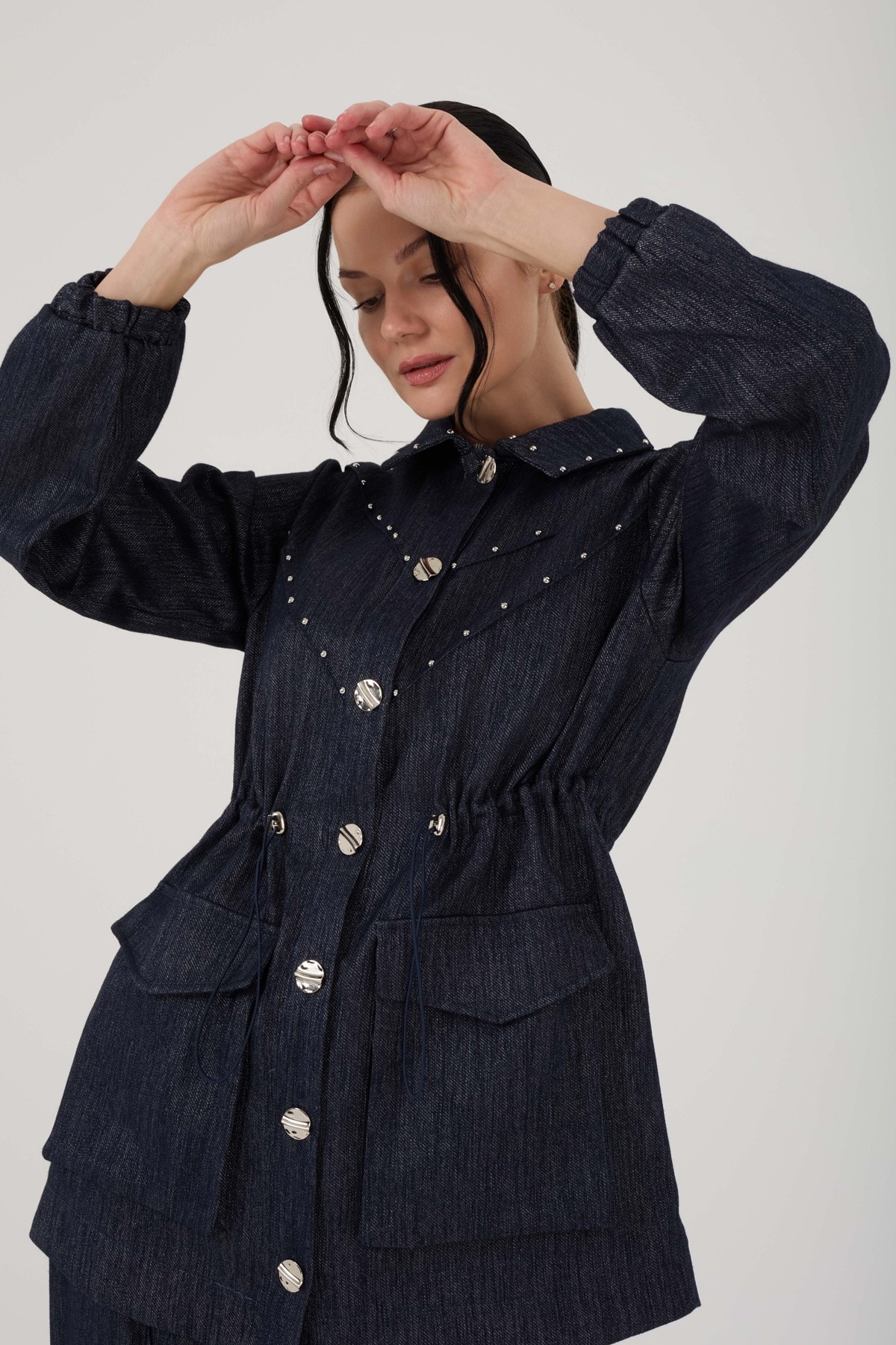 Kadın Zımba Detaylı Işıltılı Denim Takım 8571