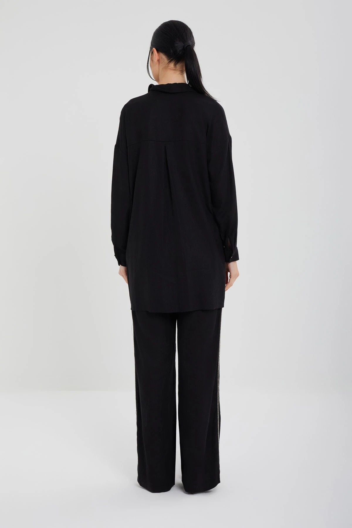 Kadın taş şeritli keten takım 8539