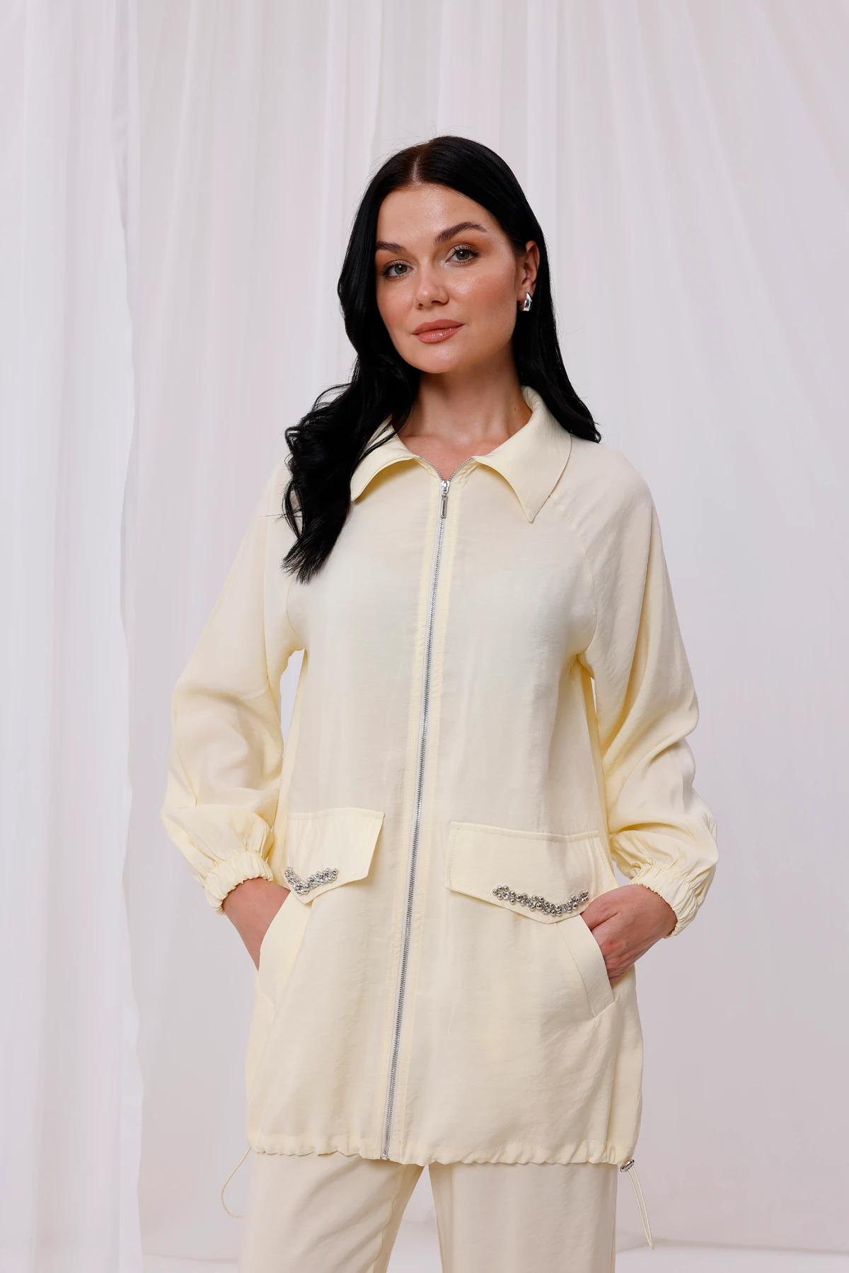 Kadın Aksesuar Detaylı Çift Cepli Takım 8544