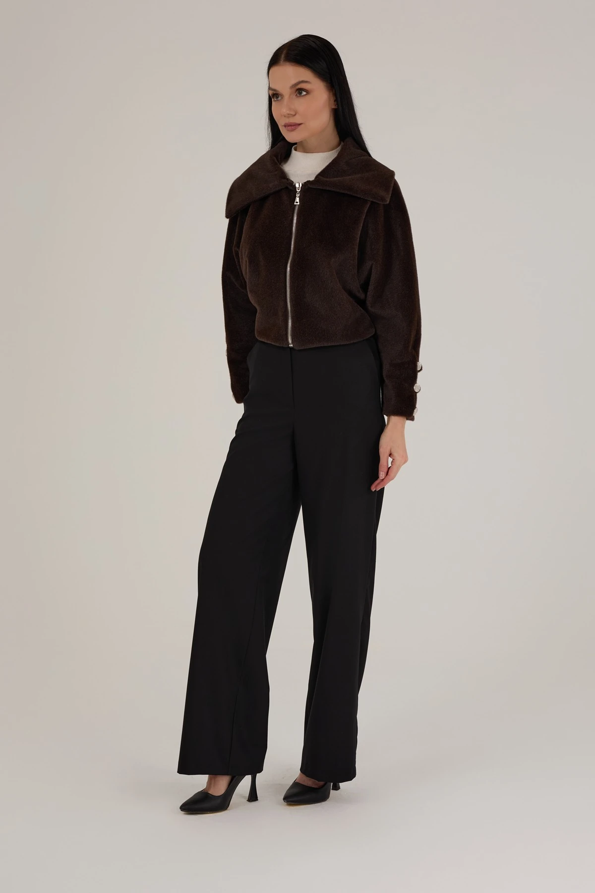 Kadın Düğme ve Fermuarlı Kaşe Crop Kürk Ceket 9272