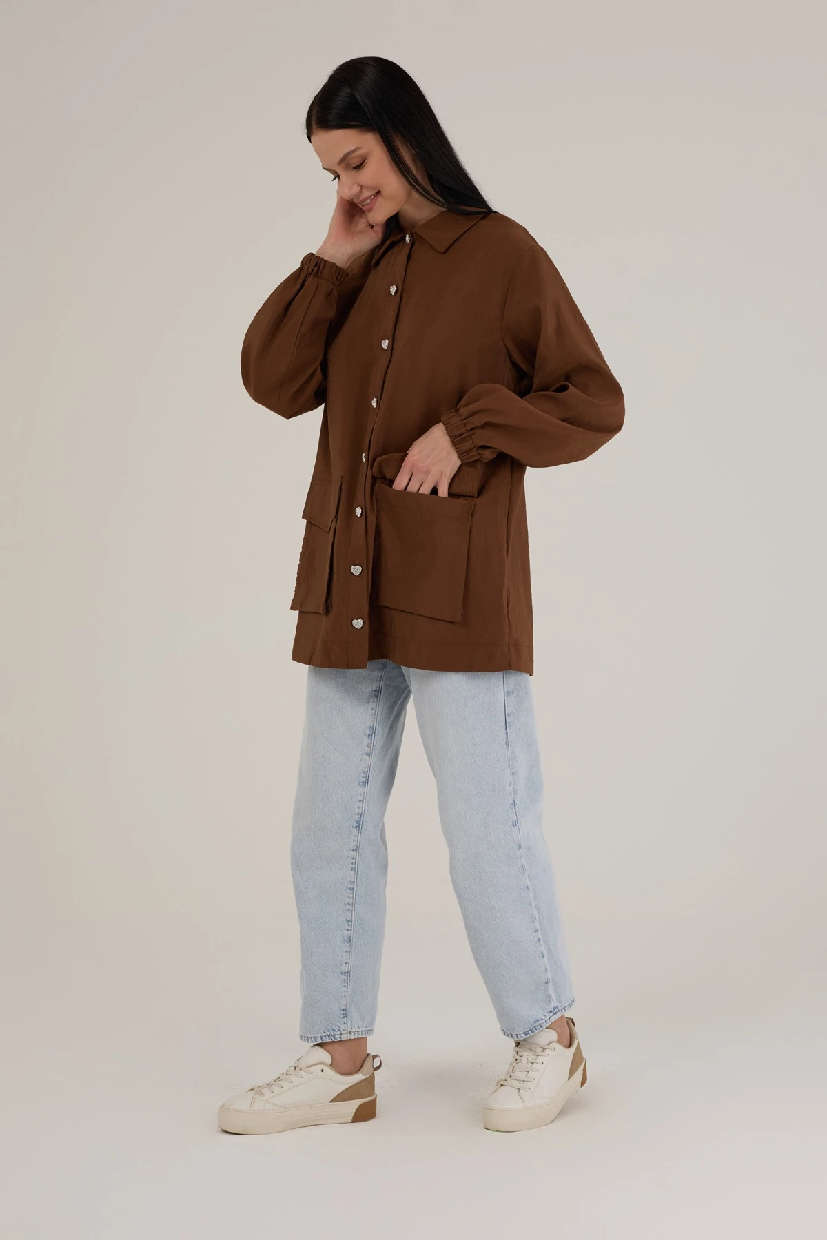 Kadın Arkadan Bağlamalı Düğme Detaylı Kap 9252