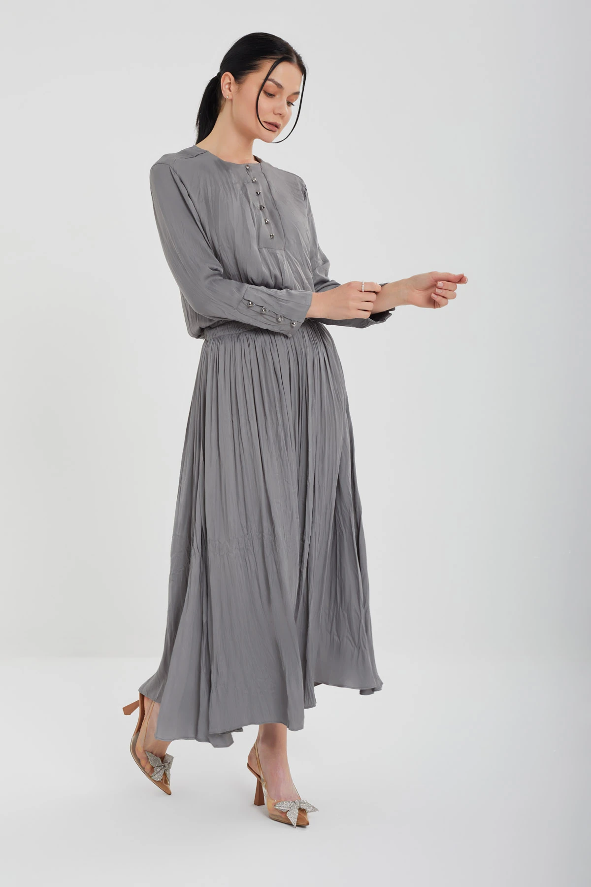 Kırışık Saten Etekli Takım 8526