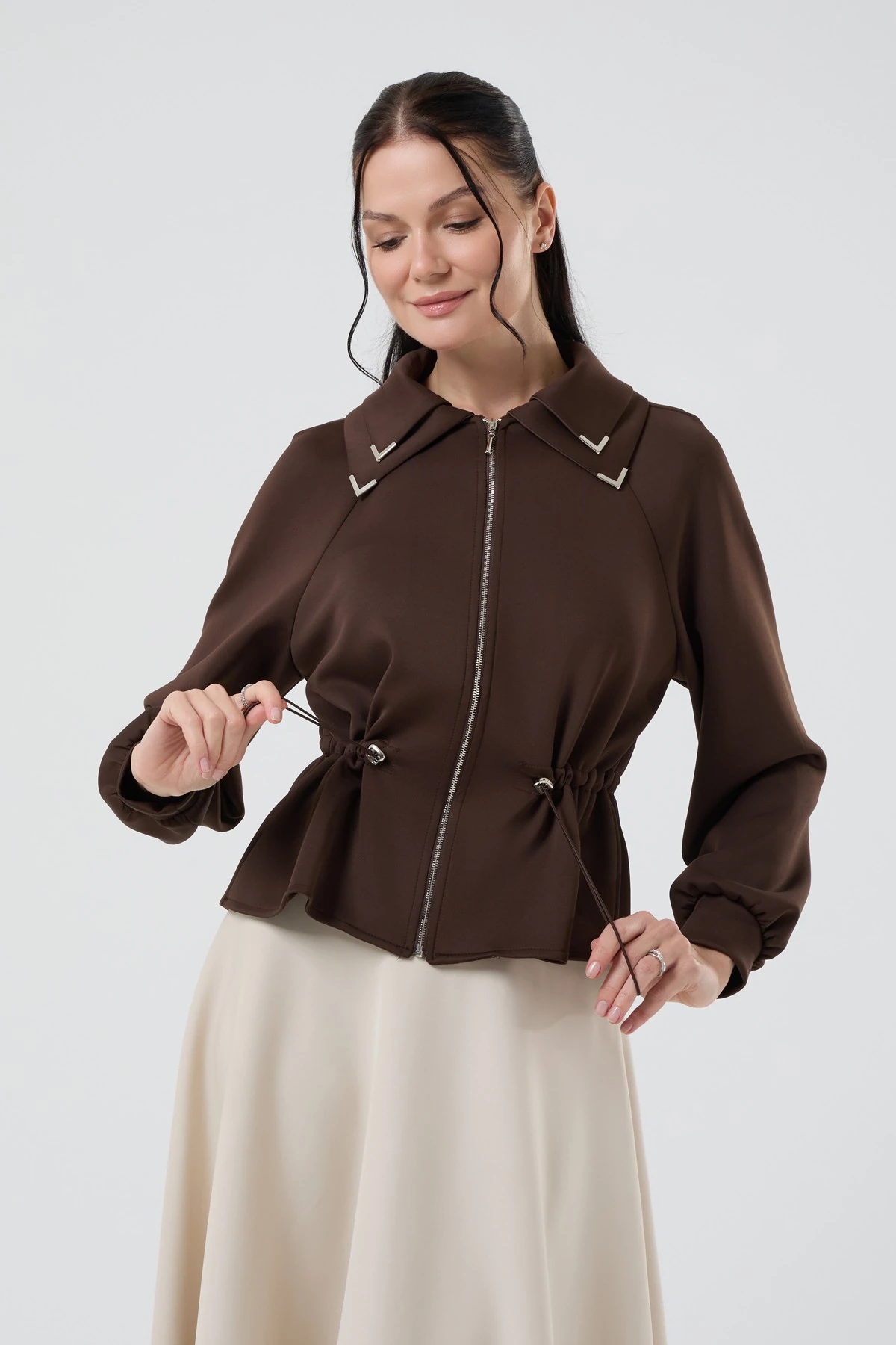 Kadın Çift Yaka Detaylı Kısa Kap 9271