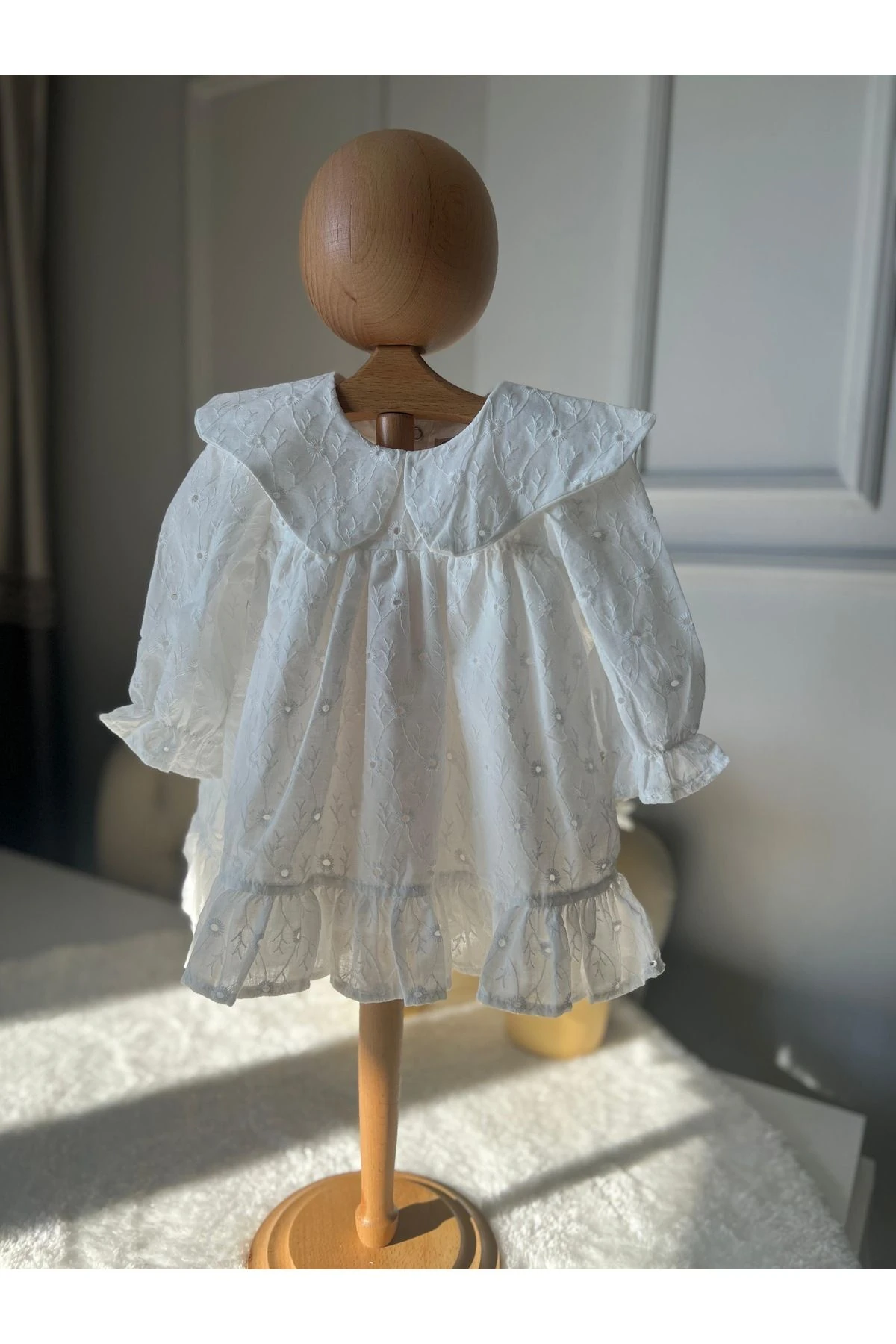 Bebe Yaka Brode Elbise