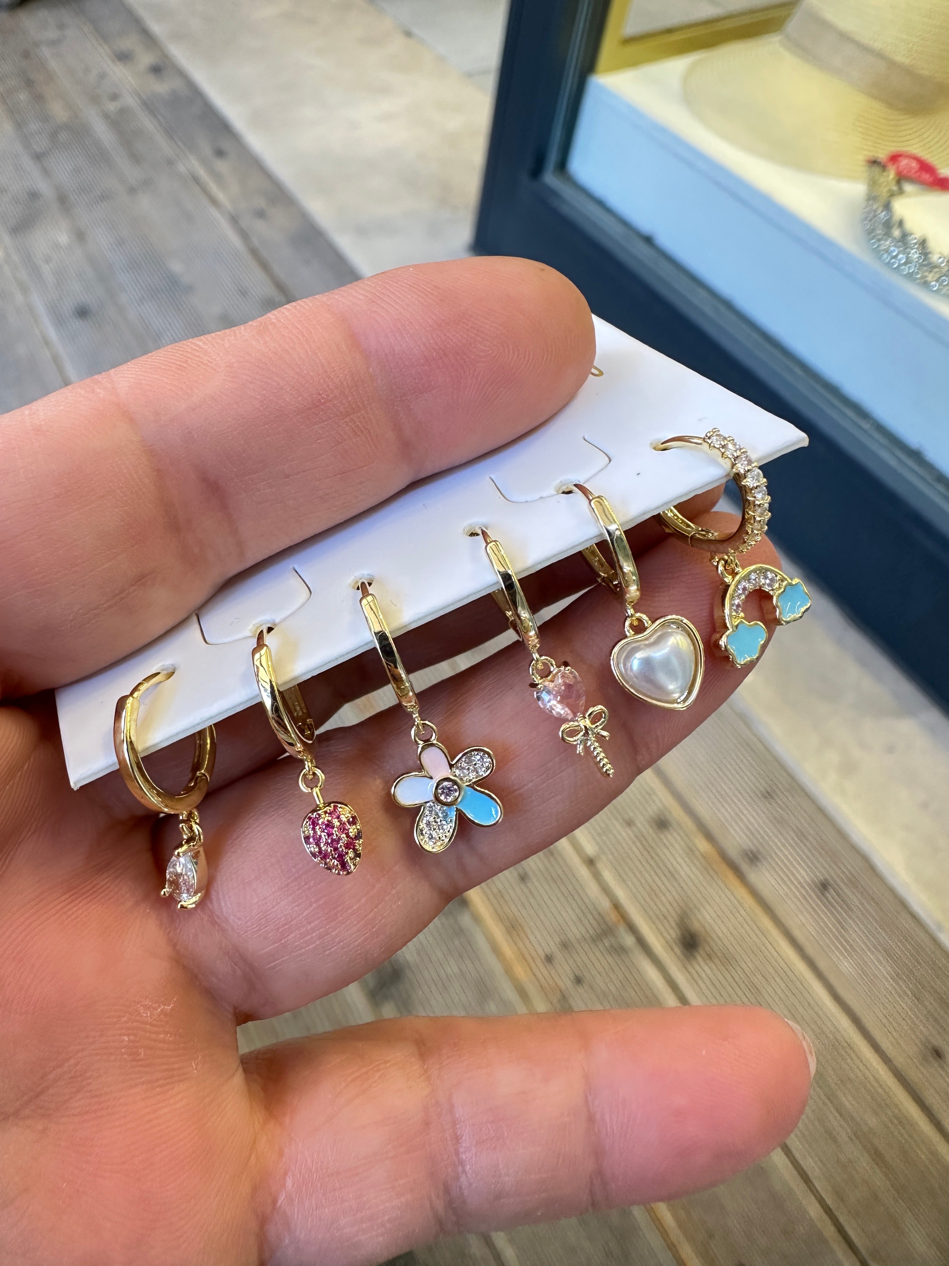 Özel Seri Çiçek 6 Lı Set Küpe