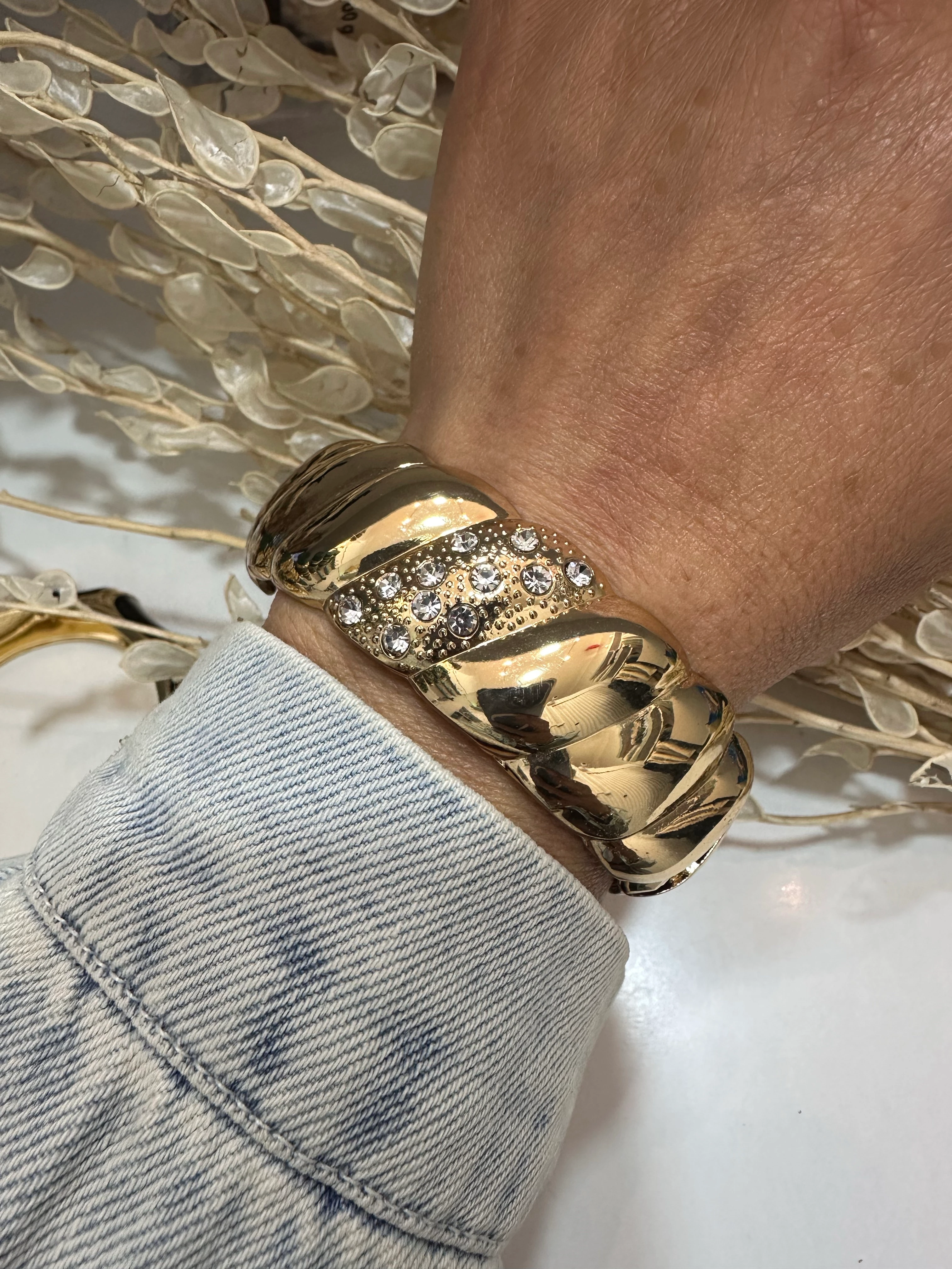 Özelseri Burgu Taş kelepçe Bileklik