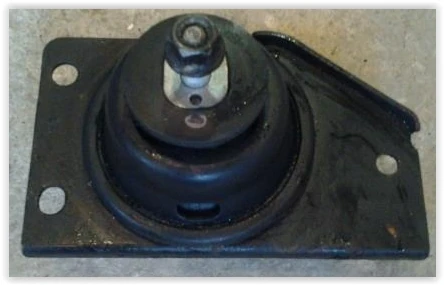 Motor Takozu Ön Sağ Accent Era-Kia Rio 1.5 Crdi Di̇zel 06-11