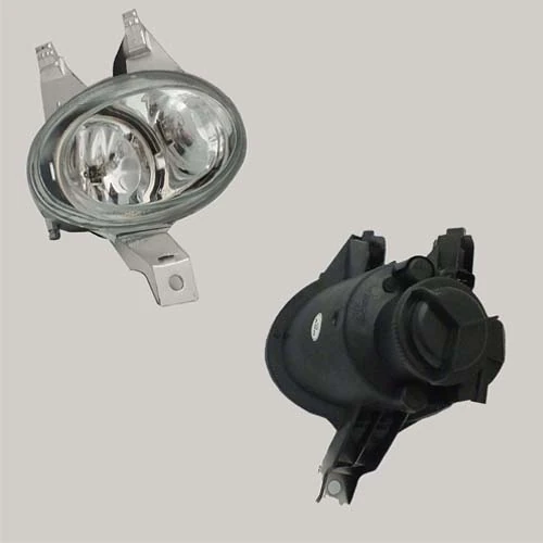 Si̇s Fari Sağ P206 Sport 09/98> H1
