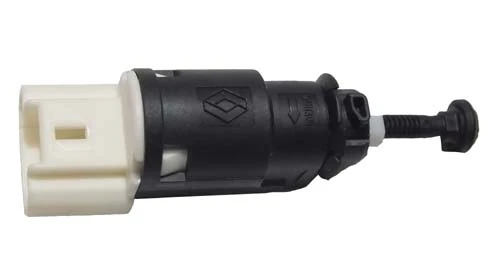 Fren Müşürü Master II 01 07 Kangoo 97 Clio II 98 Megane I 99 03 Thalia I 98 Trafic II 01 06 San Dero 08 Logan 06 Movano A 01 Vivaro A 01 06 1.2 1.4 1.5dci 1.6 1.9dci 2.0dci̇ 2.5dci 2 Fi̇şli̇ Si̇yah