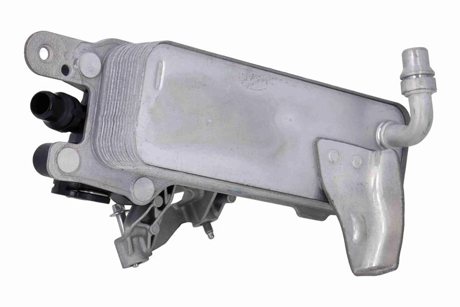 Otomatik Sanziman Yağ Sogutucusu BMW F30 G30 G31 G38 G32 G11 G12 G01 G08 G02