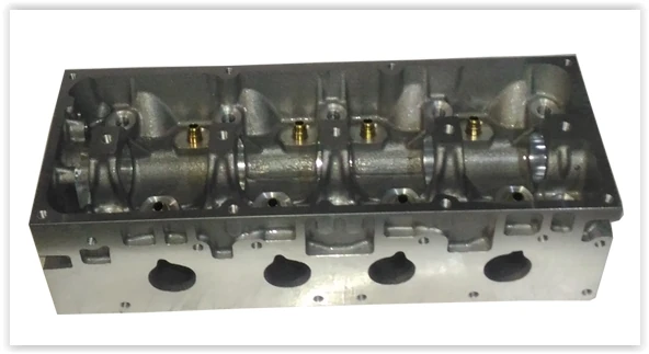 Si̇li̇ndi̇r Kapaği Clio Symbol-Logan 1.4 8v K7m-K7j Di̇k Kanal / Plasti̇k Mani̇fold Araçlar İçi̇n