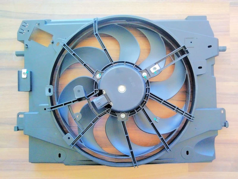 Radyatör Fan Motoru Davlumbazli Clio IV-Captur 0.9-1.2-1.5dci-Tce 13 J5-H5 1.6 18 Fan Şasesi̇ 650mm 149mm